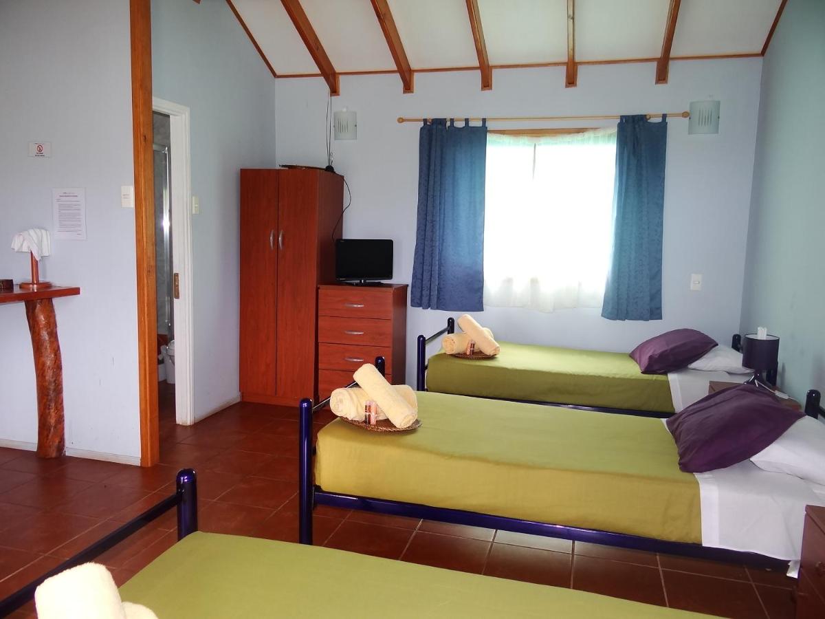 Cabañas Rapa Nui Orito view 2