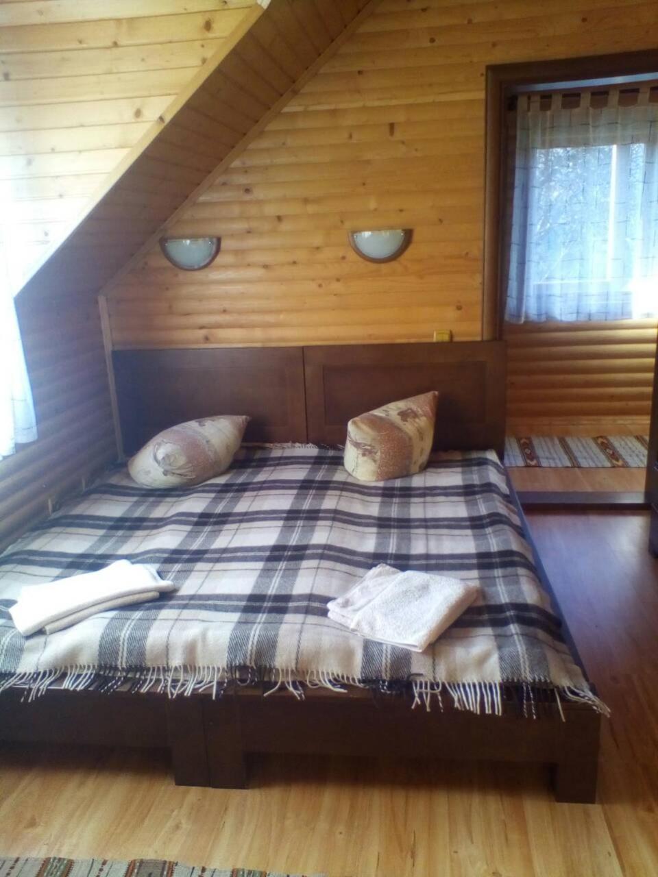 Photo 32