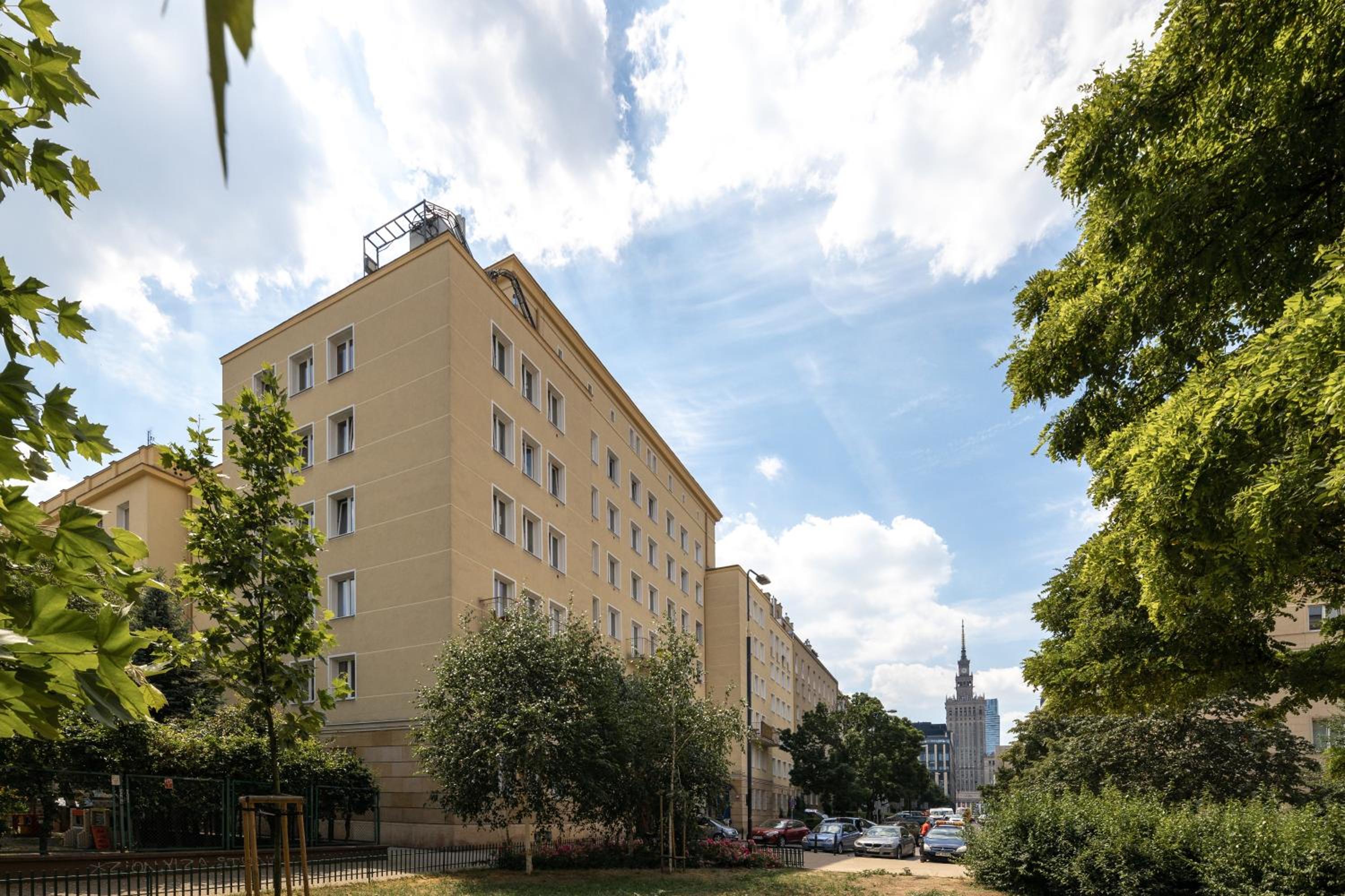 WSTApartments CentralOne Górskiego 1 view 3
