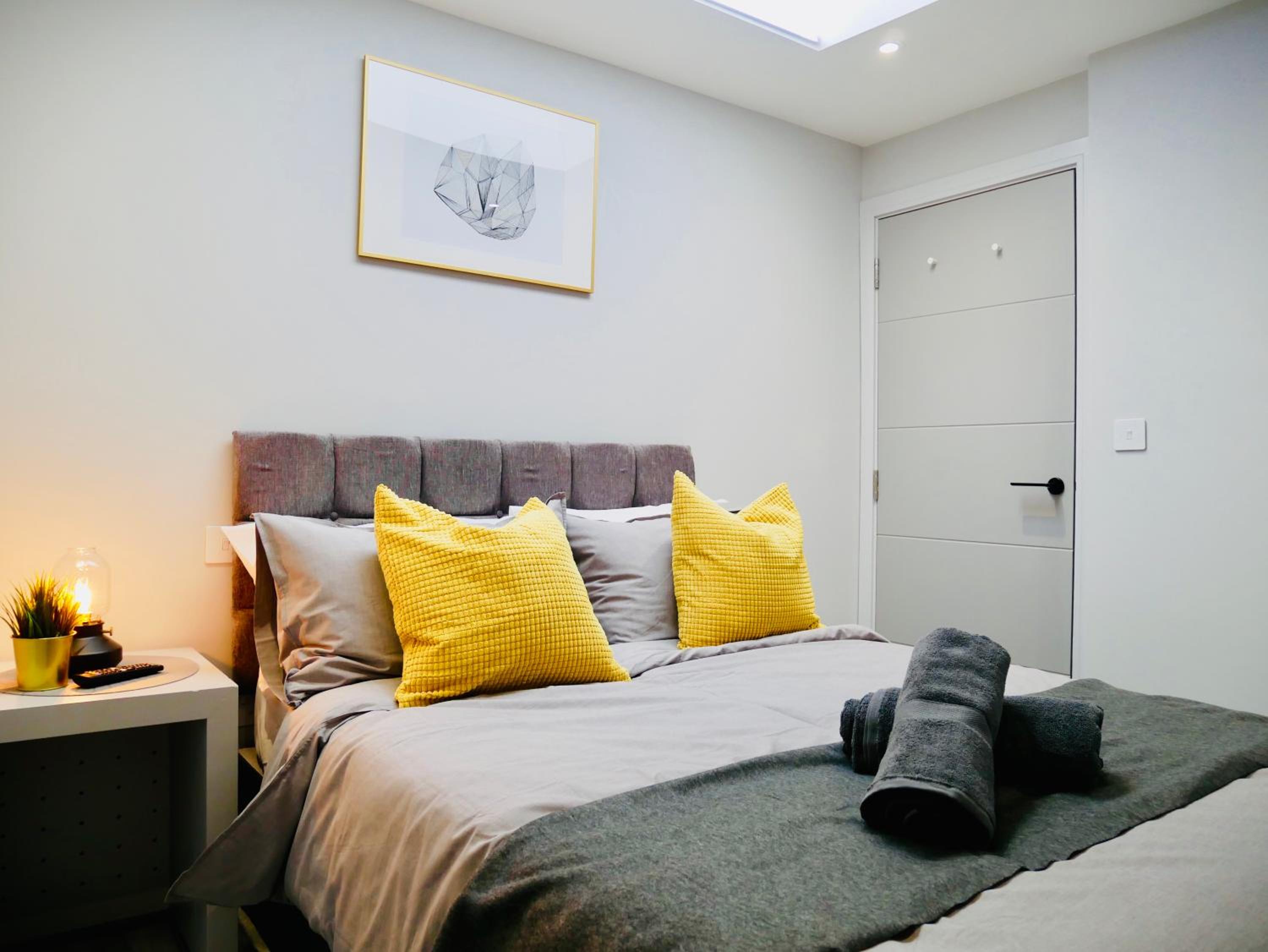 Stunning Sea View Apartment Near the Beach, Bournemouth & Poole view 4