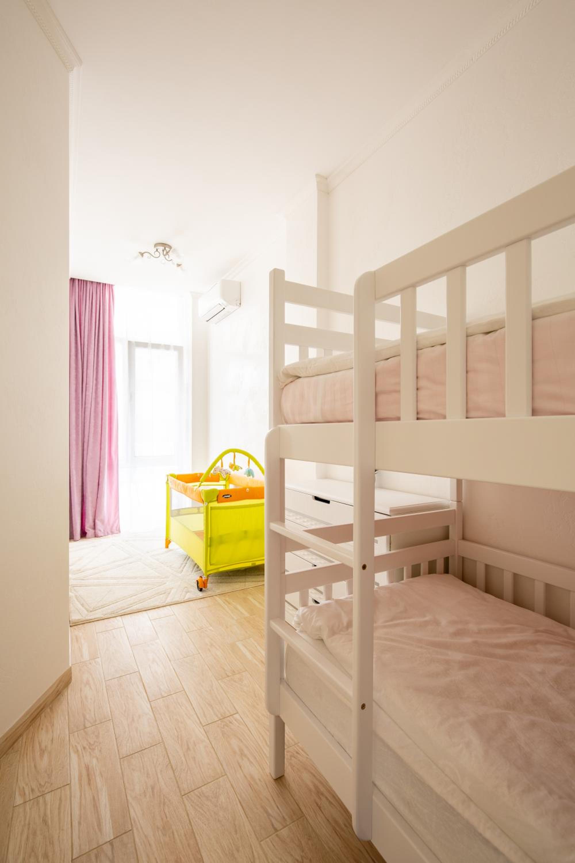 Apartament First Line