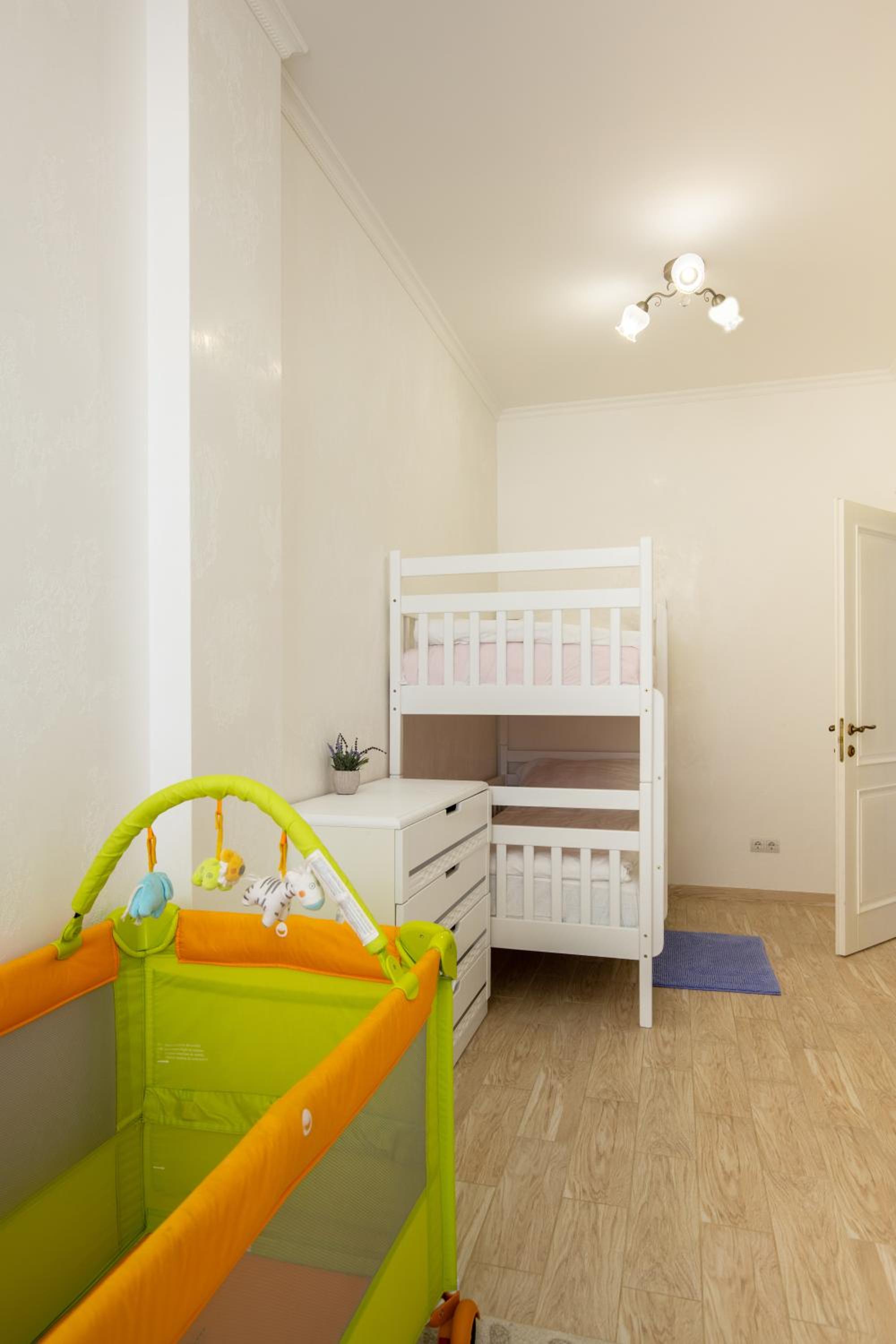 Apartament First Line