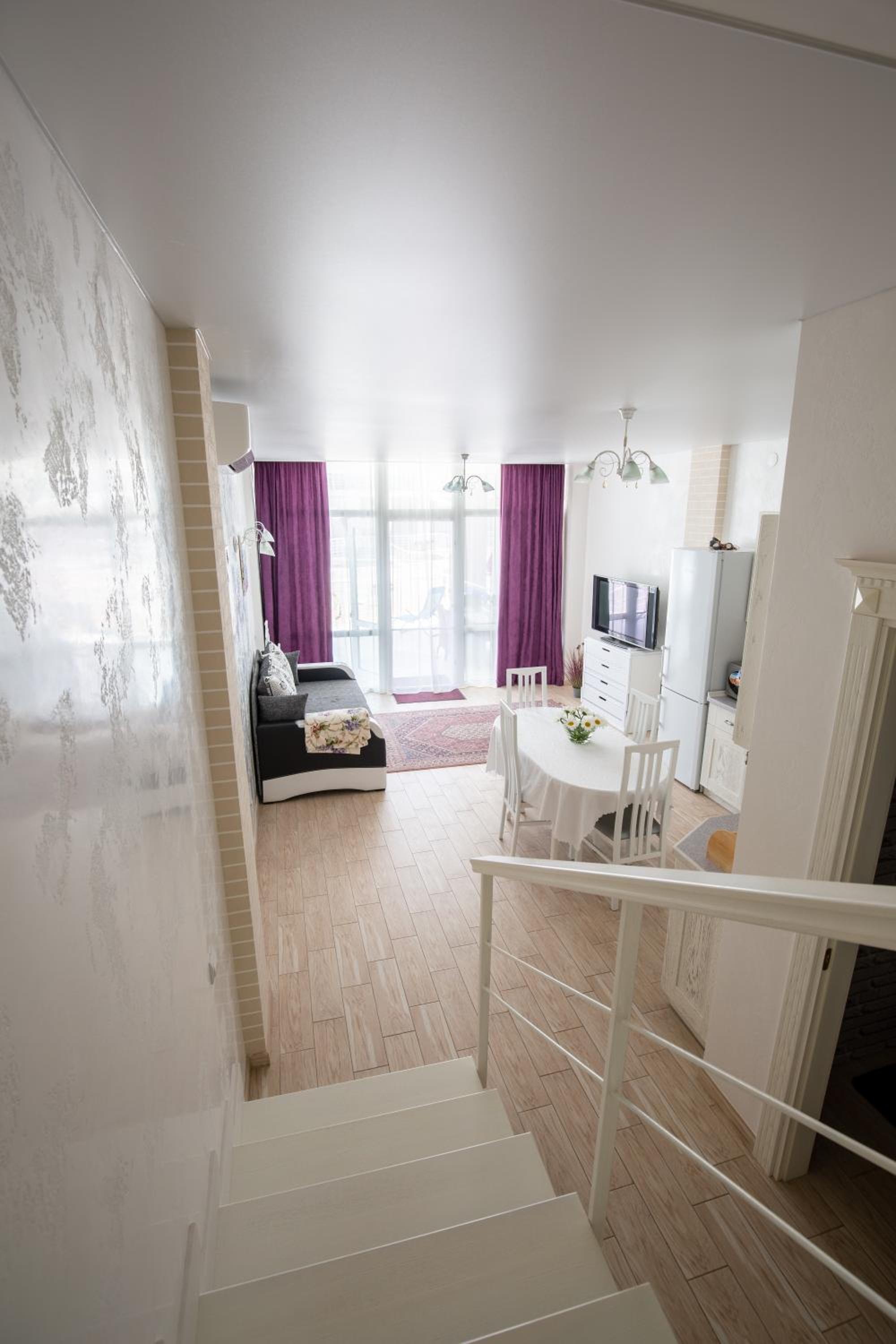Apartament First Line
