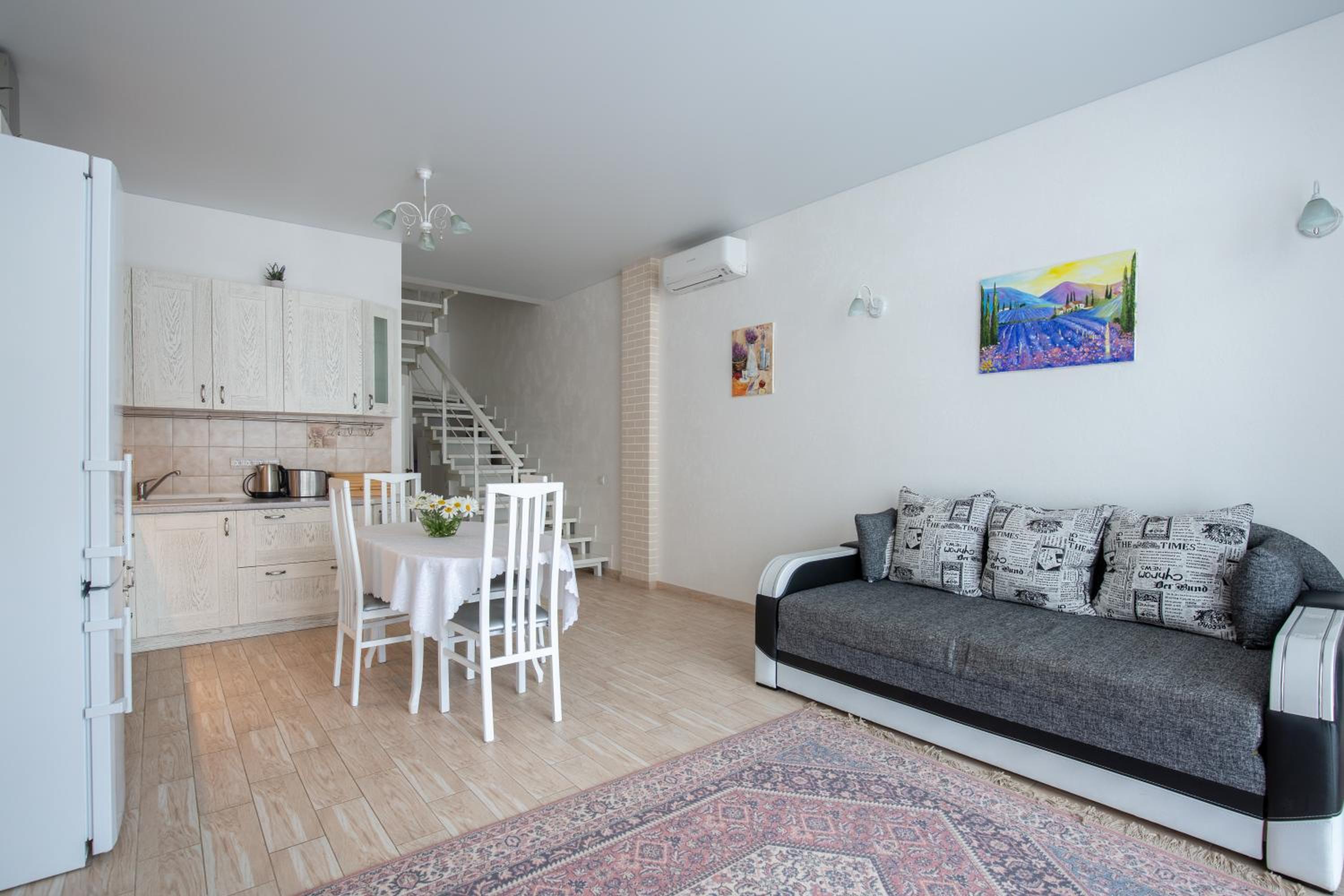Apartament First Line