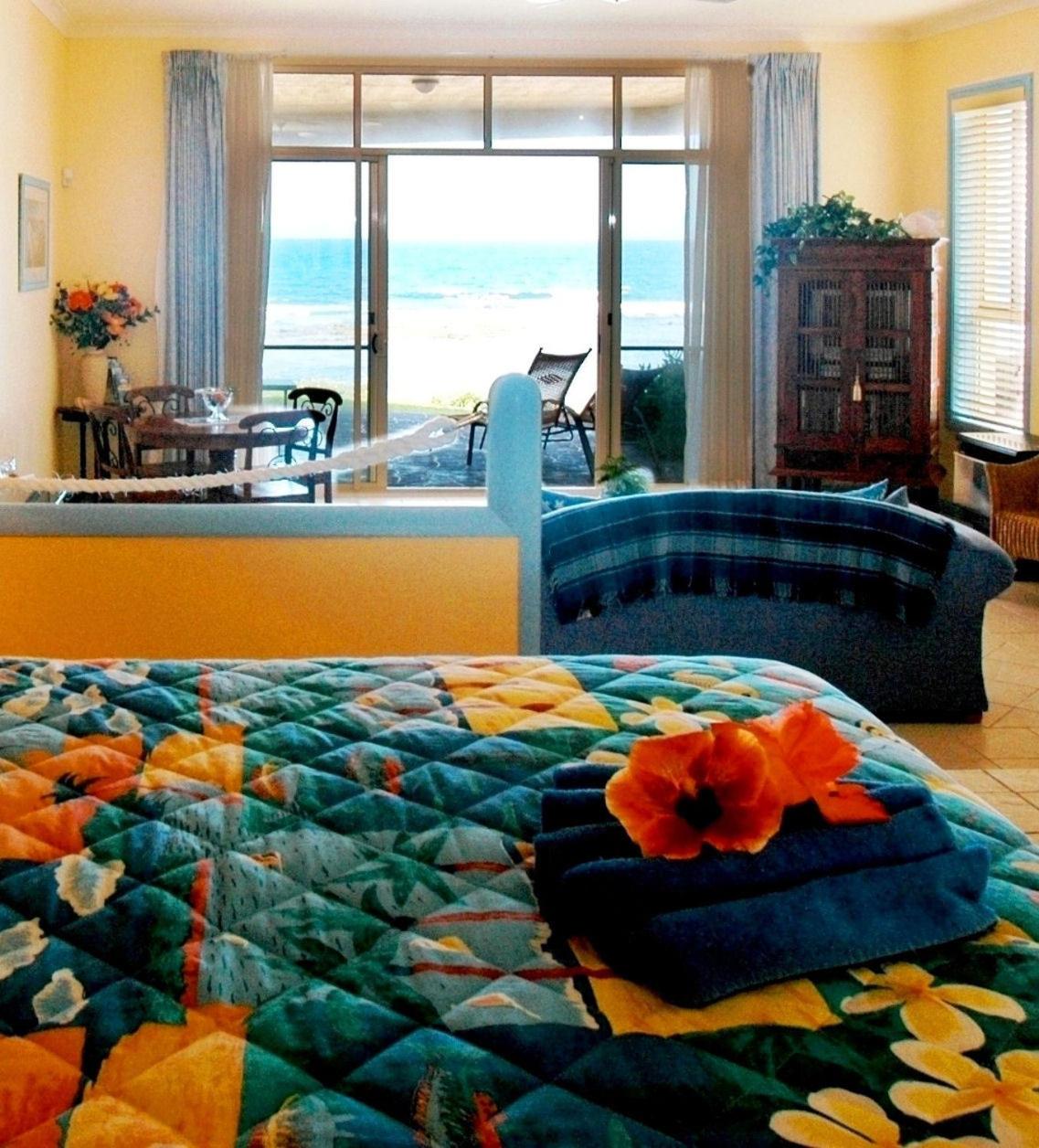Beachfront Bliss for Two l Nova Escapes