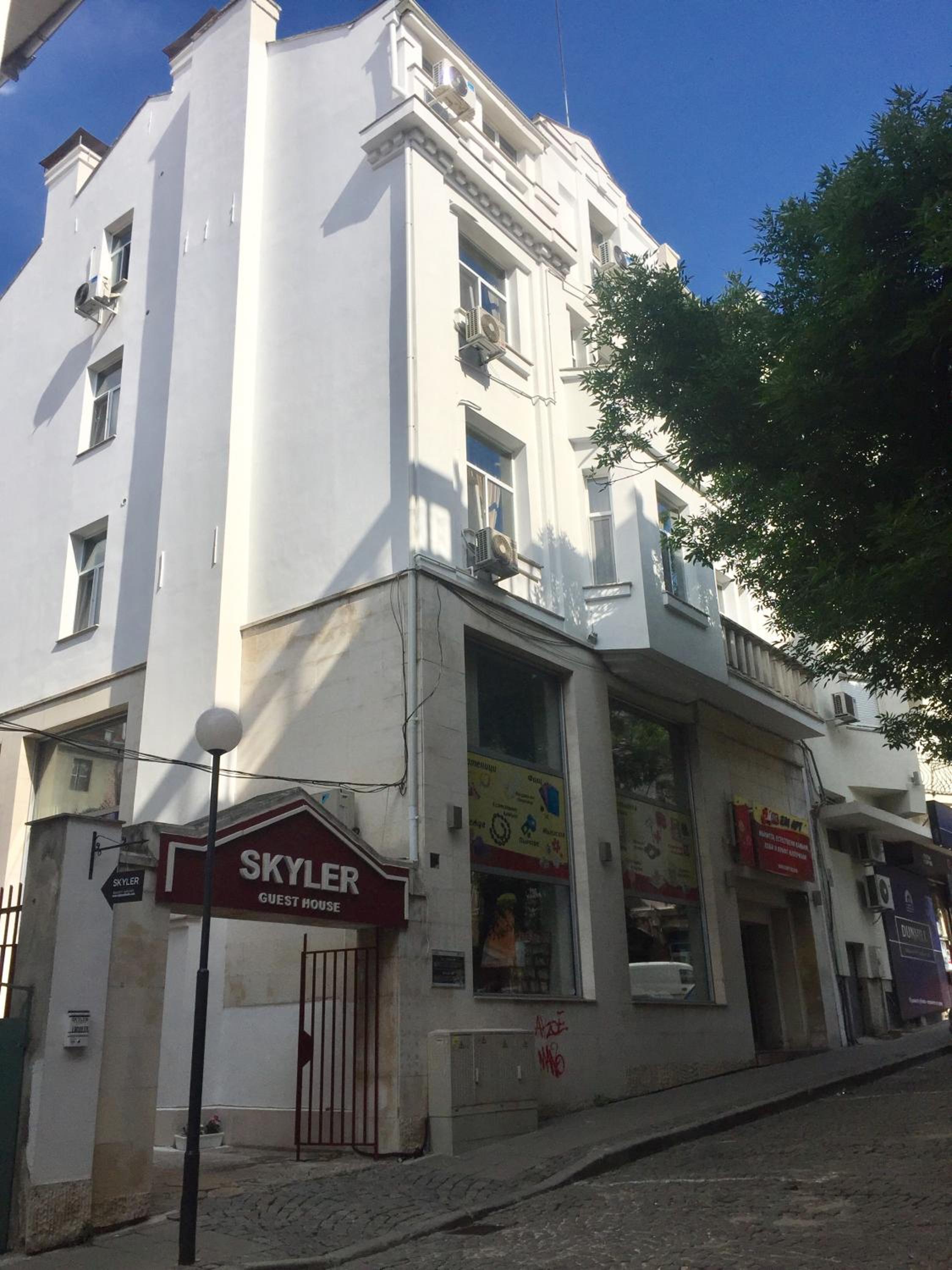 SKYLER GUEST HOUSE