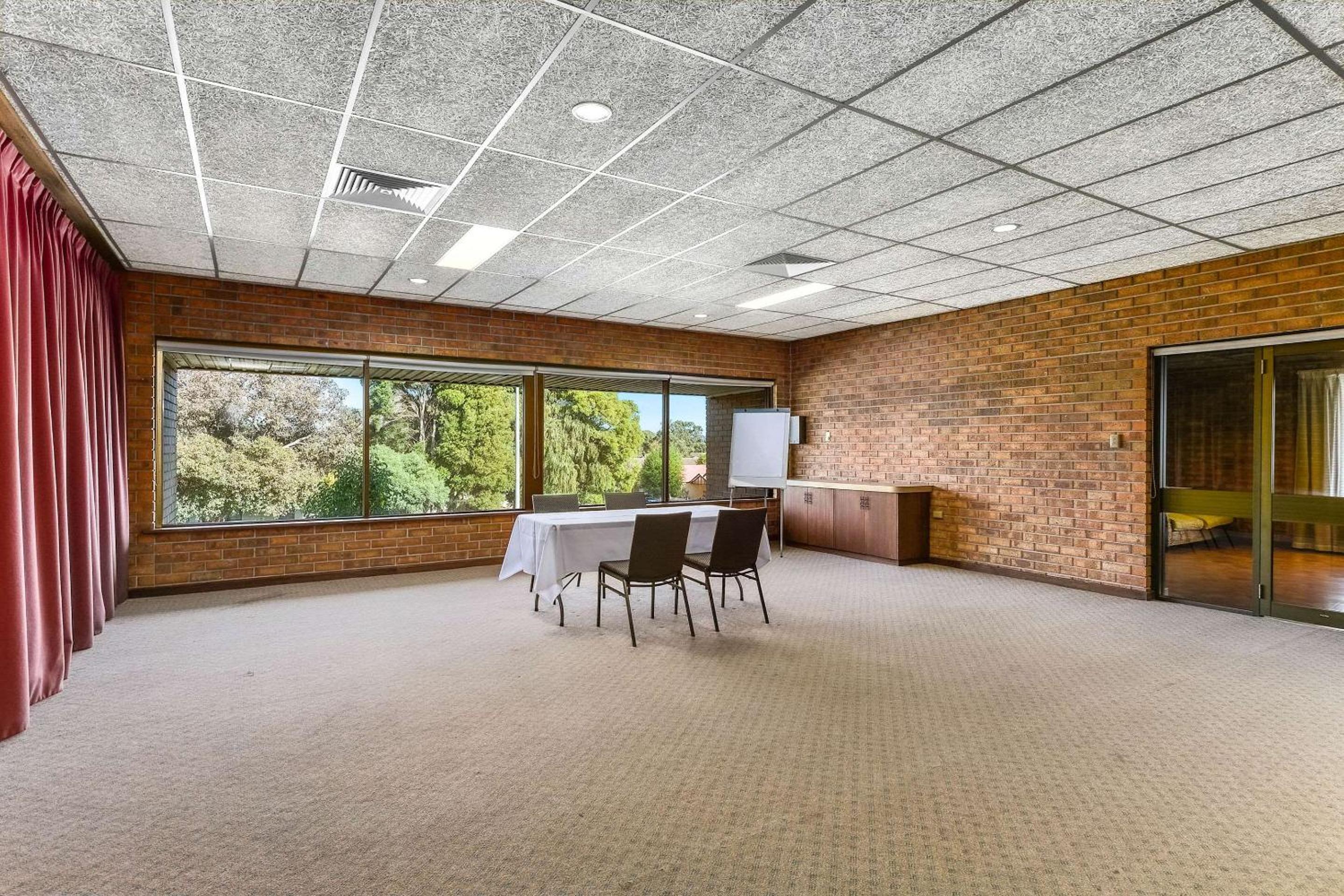 meeting & event spaces