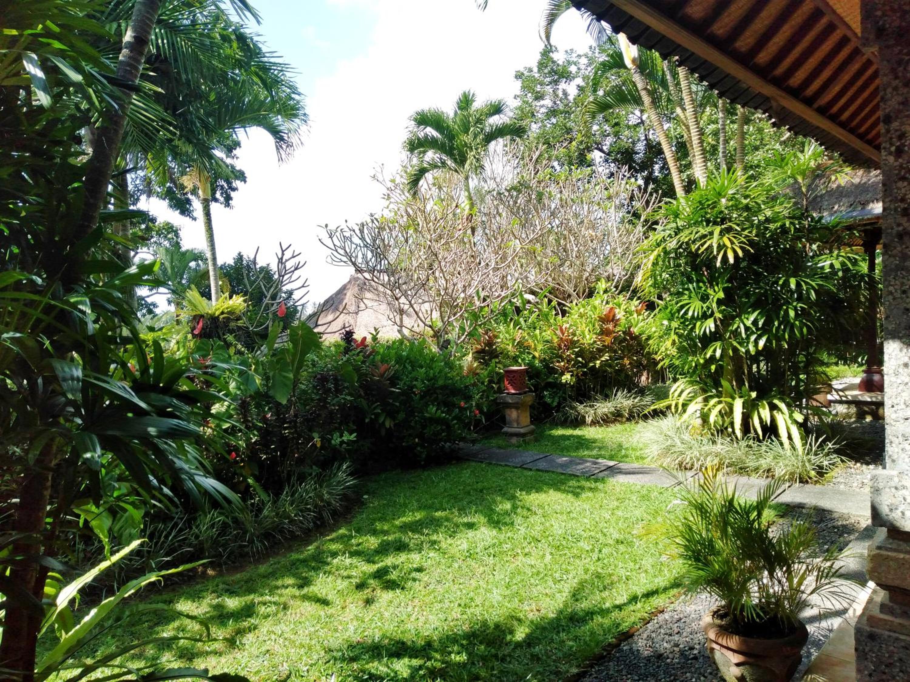 Anomcottages