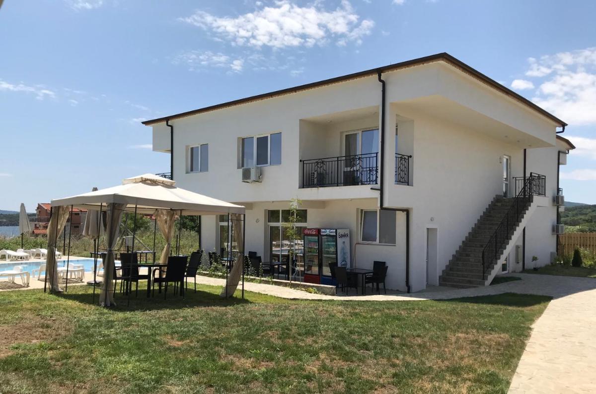 outdoor BBQ area