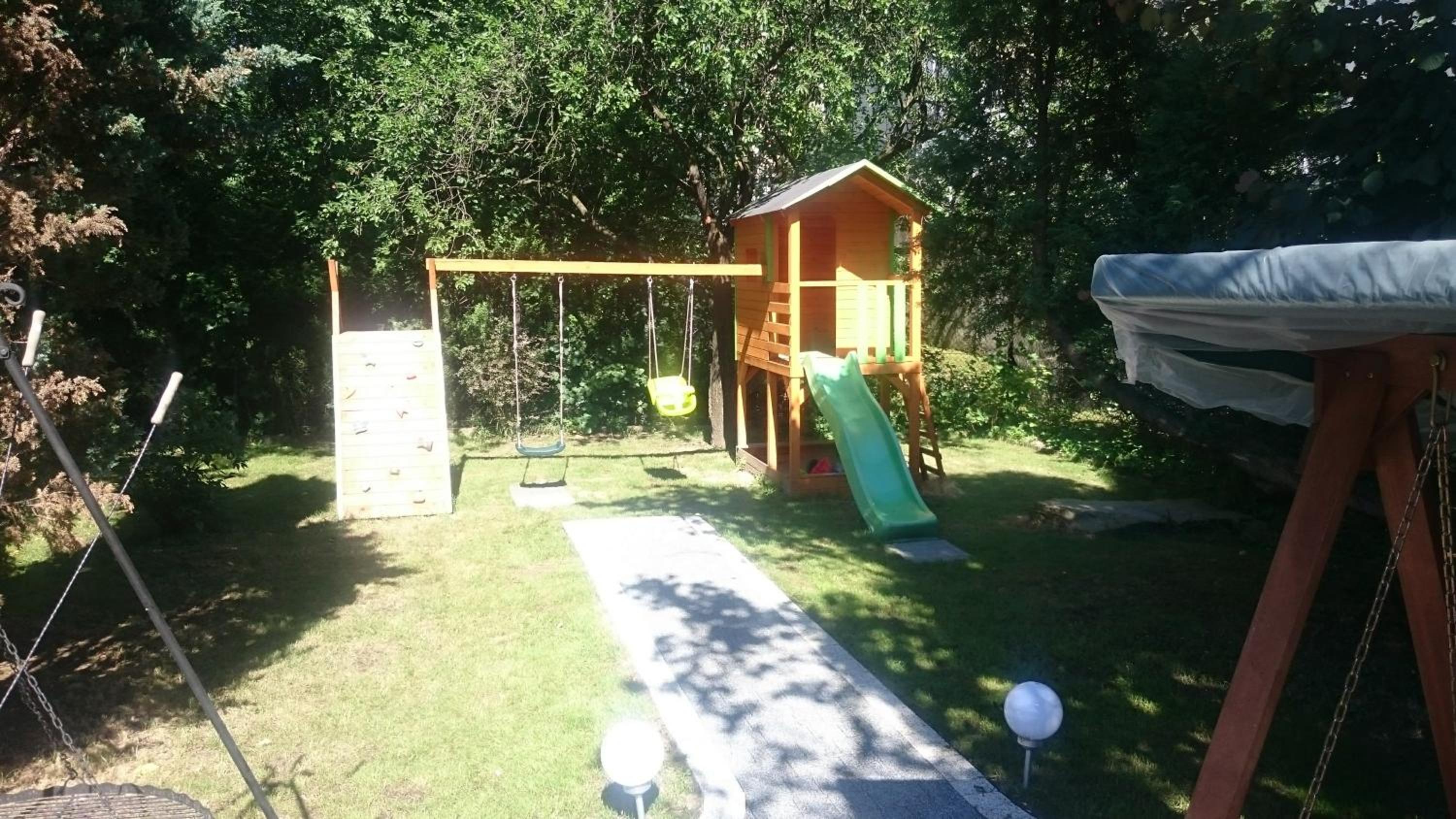 Photo 33