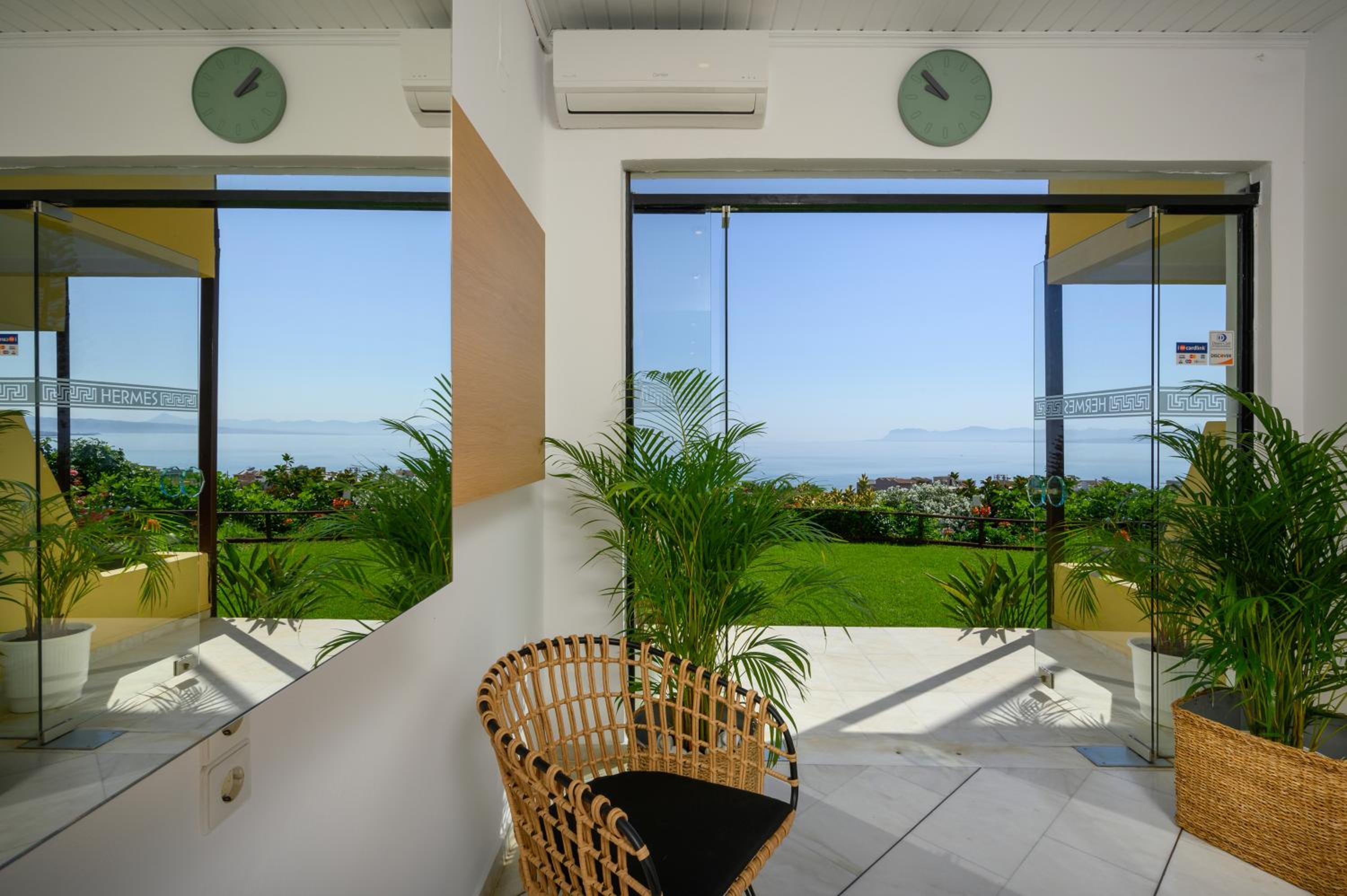 Hermes Beach Front