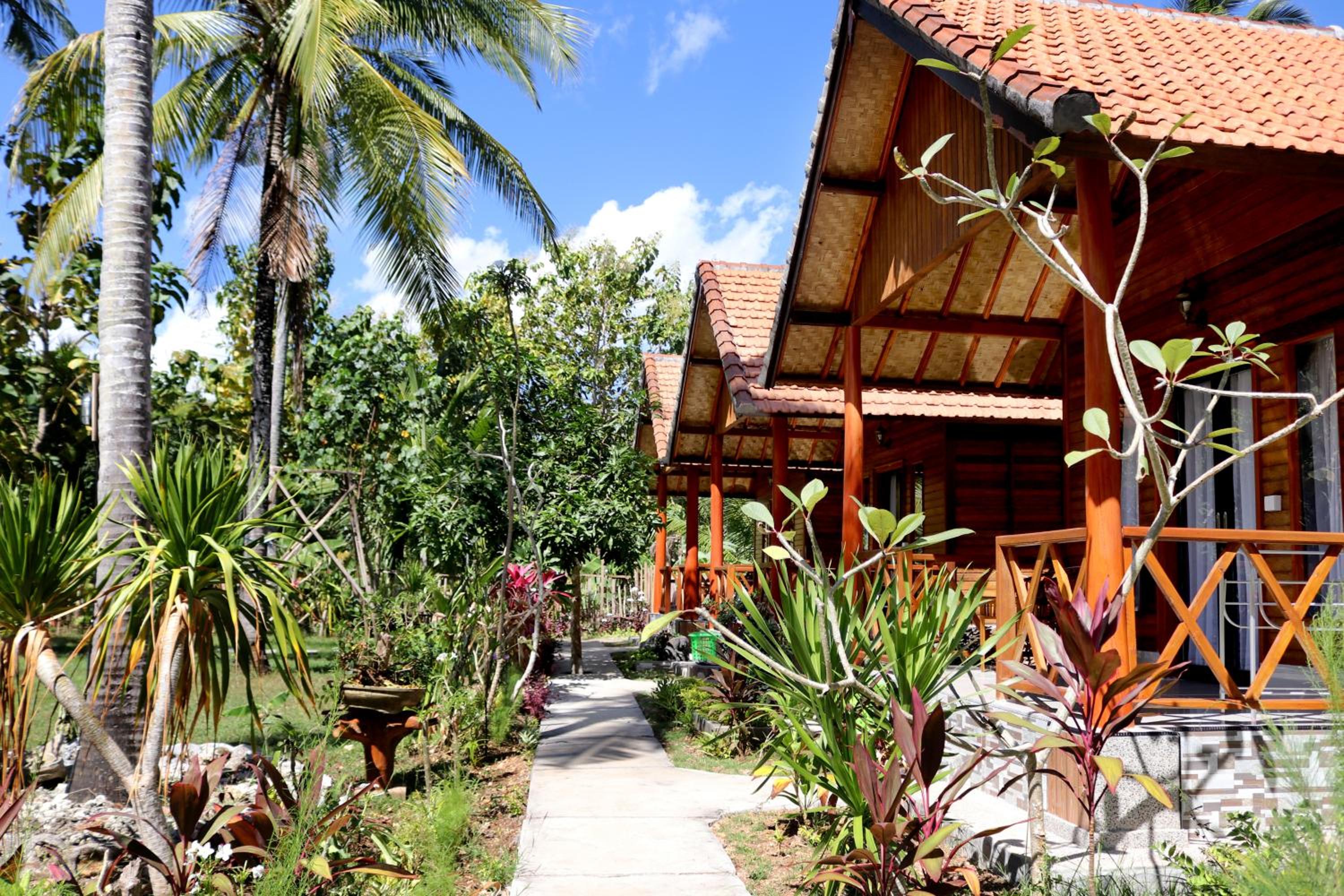 Dangin Kubu Bungalow view 2