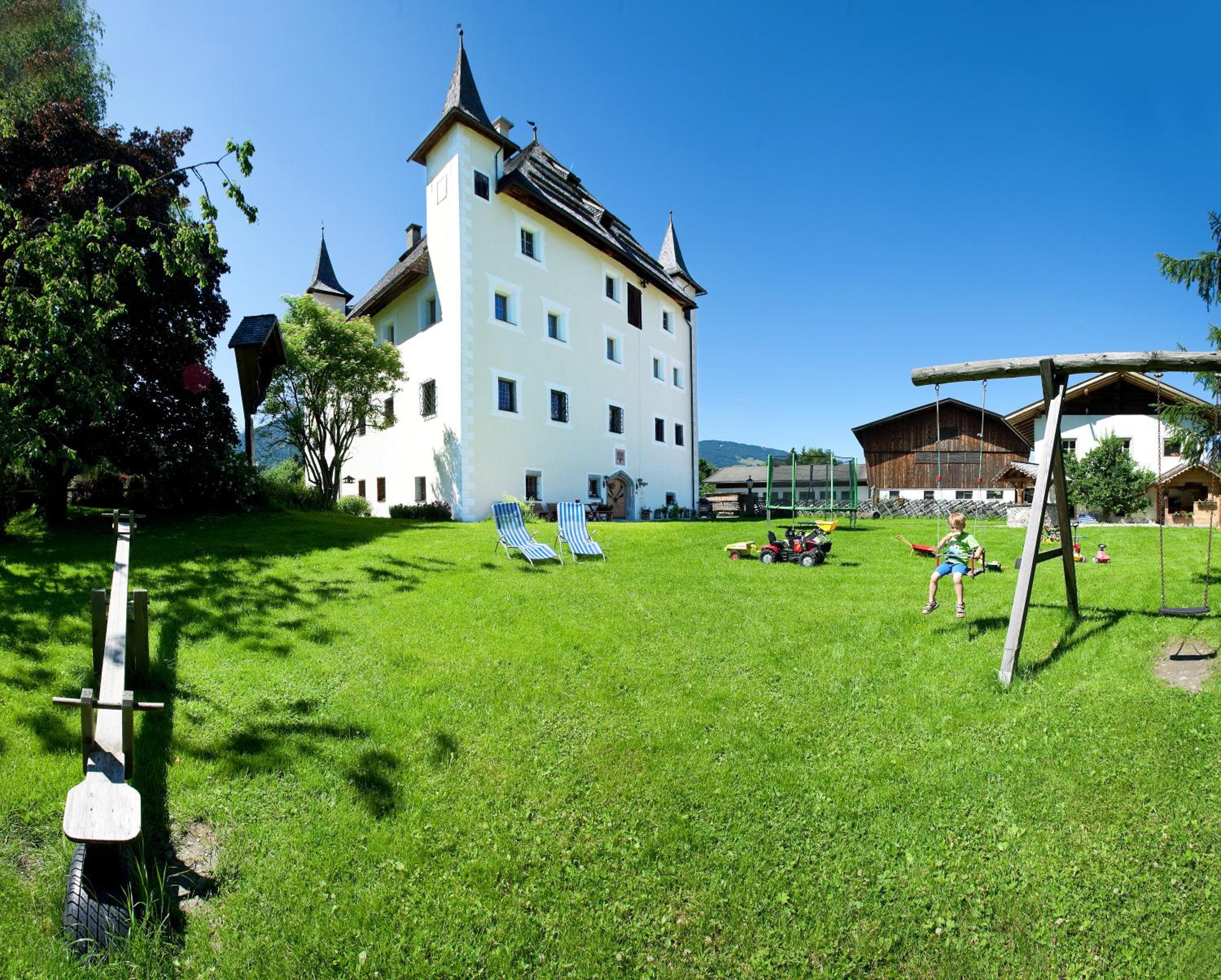 Schloss Saalhof view 3