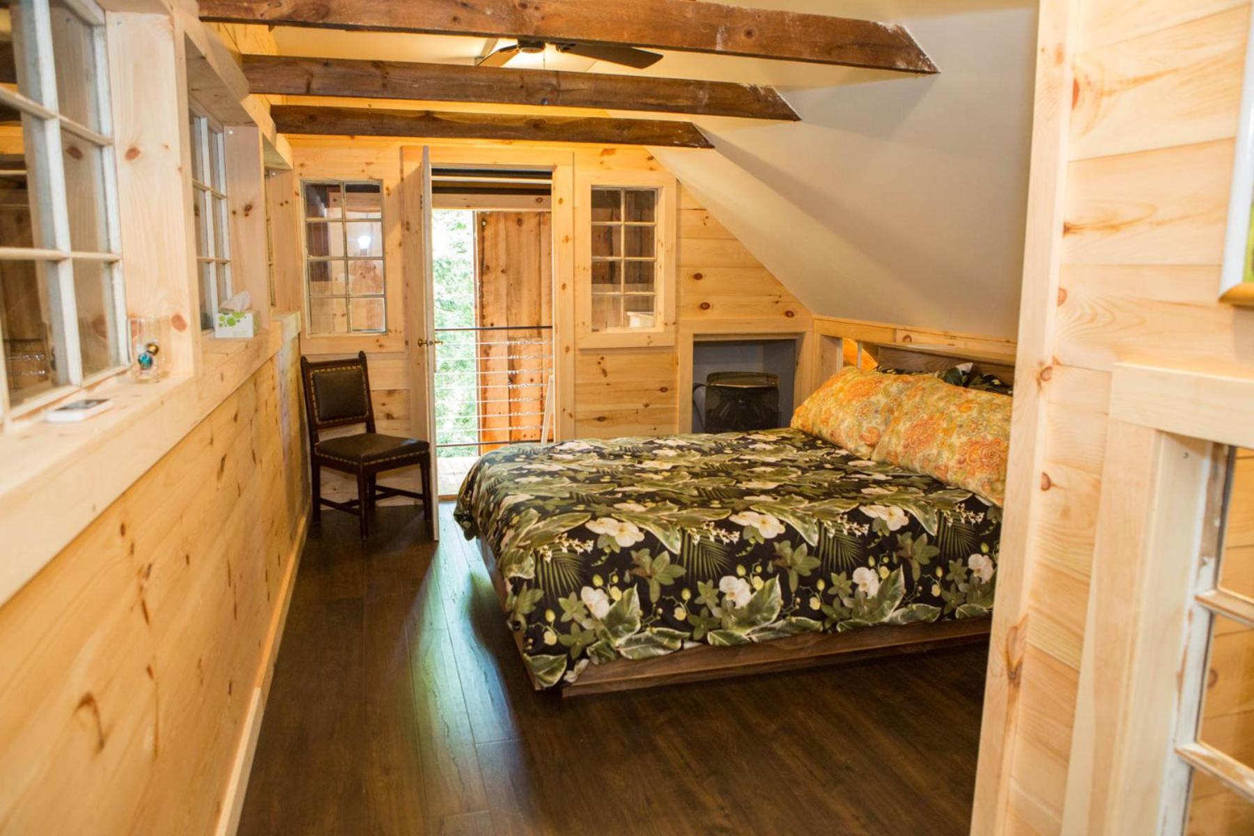 Riverhouse - Property Image 12