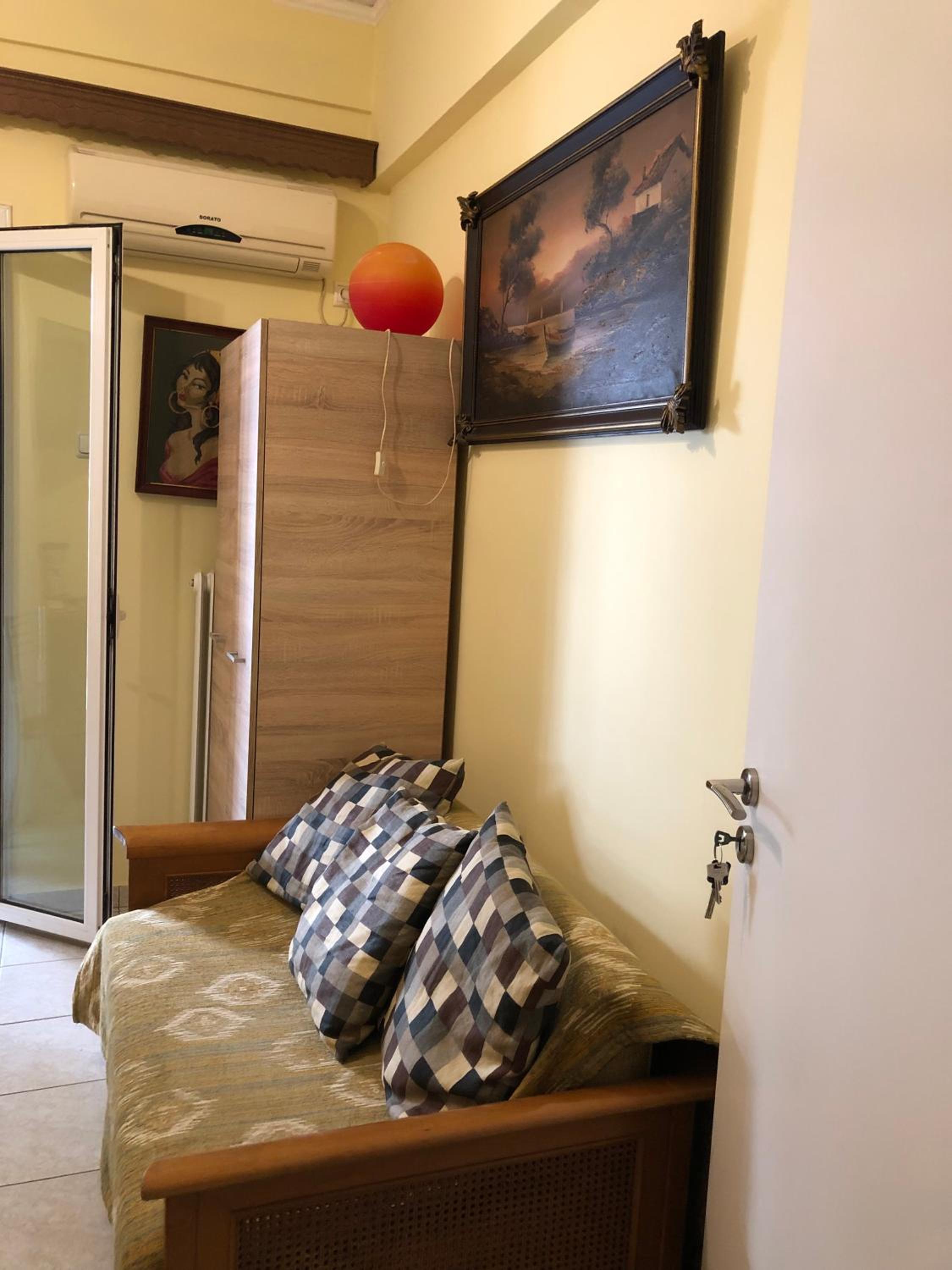 Anna Apartment in Kypseli