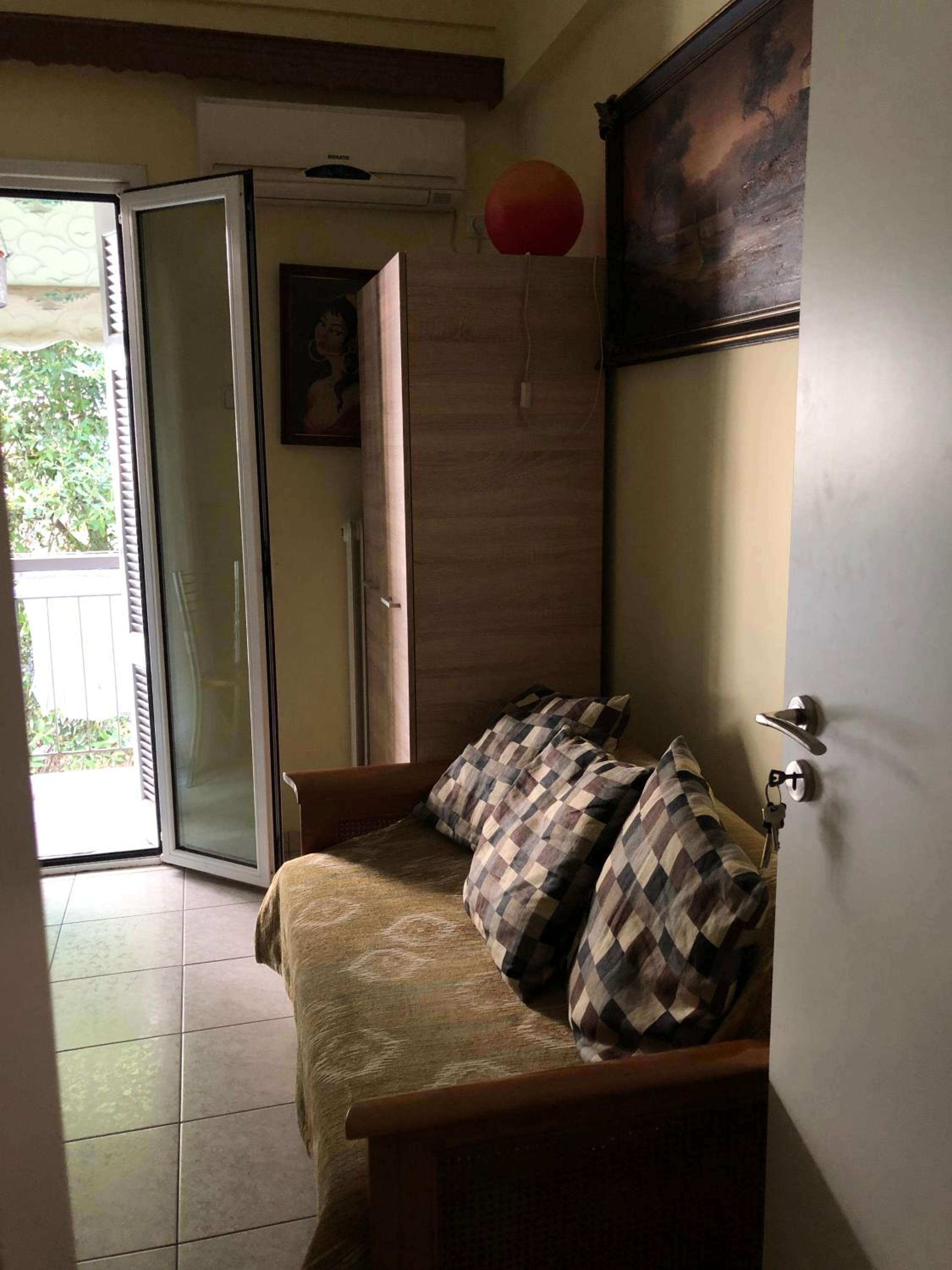 Anna Apartment in Kypseli