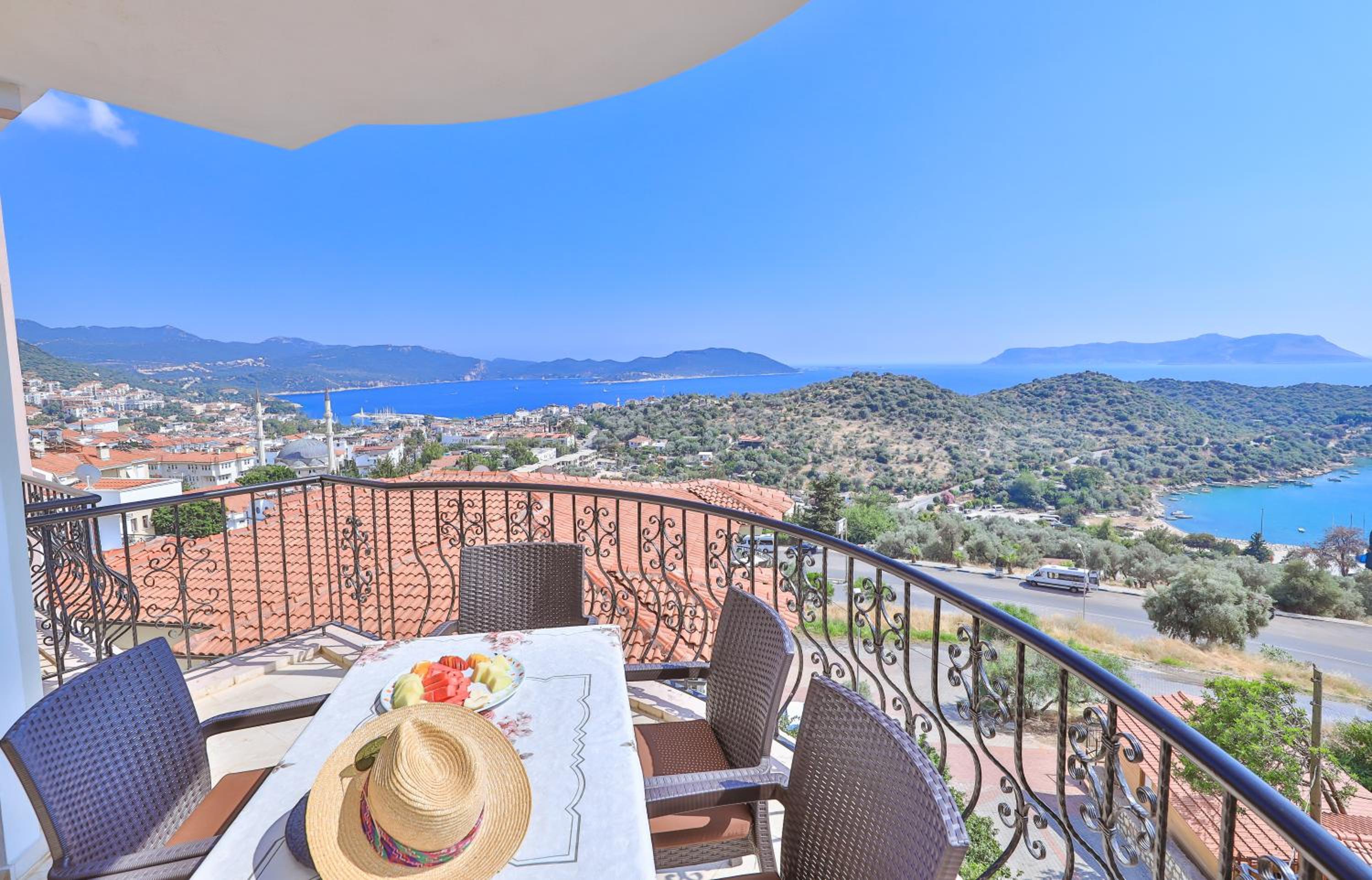 Nirvana Apartments - Image 7