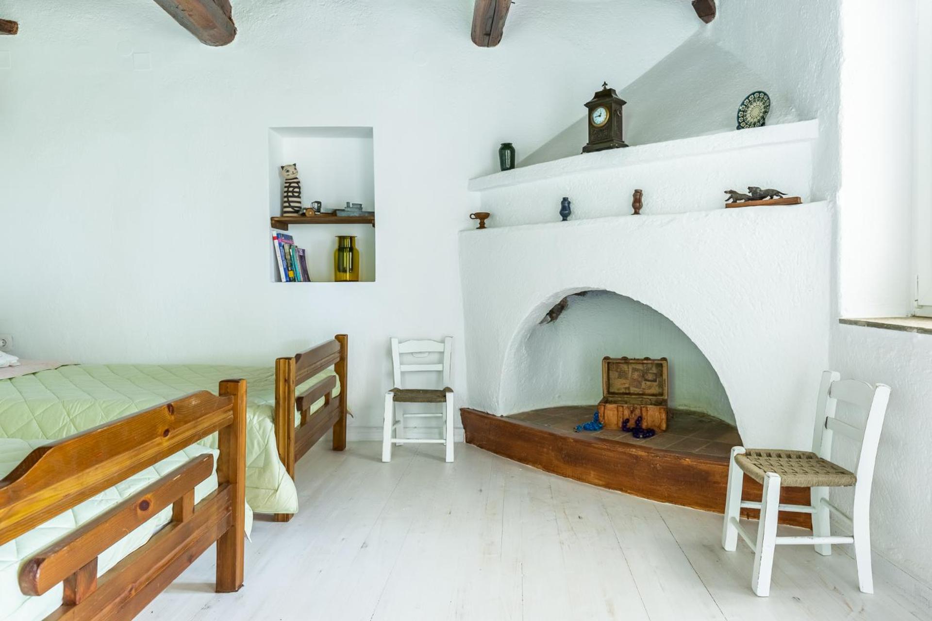 Pyrgos Country House
