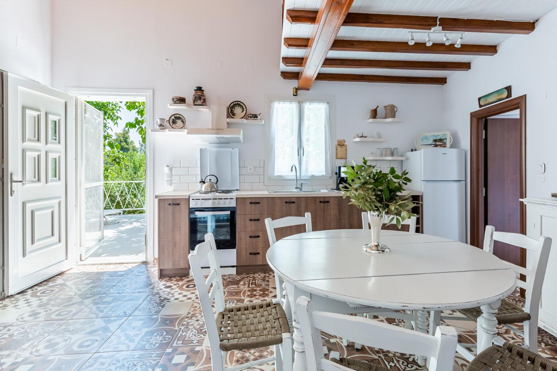 Pyrgos Country House