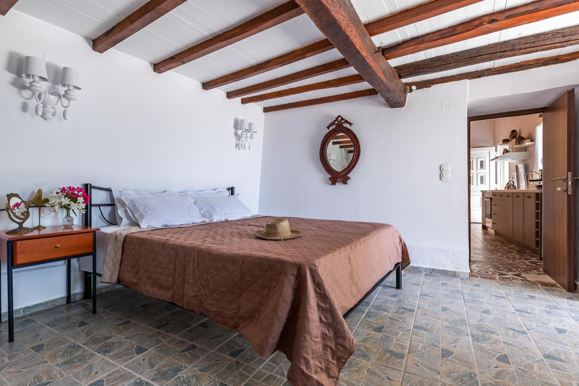 Pyrgos Country House