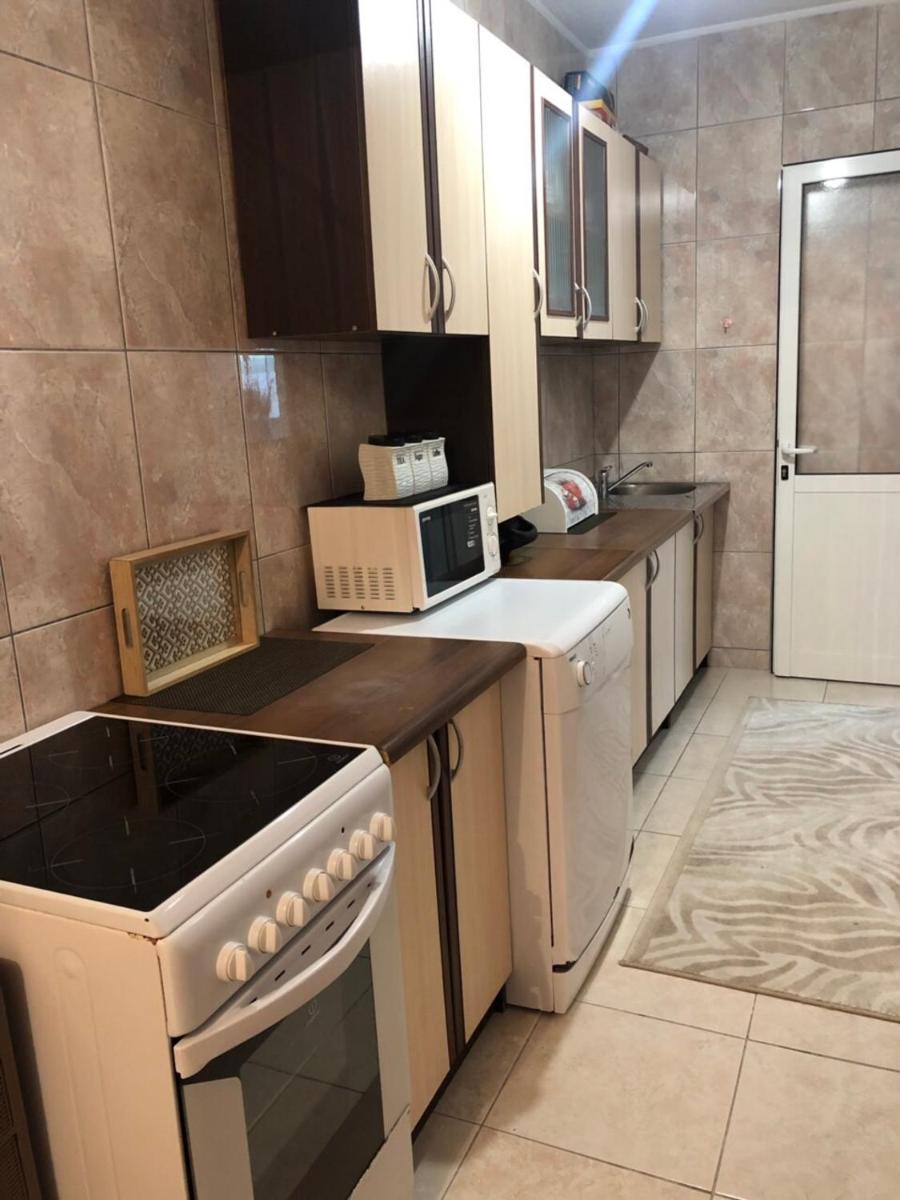 Apartmani Dini view 2