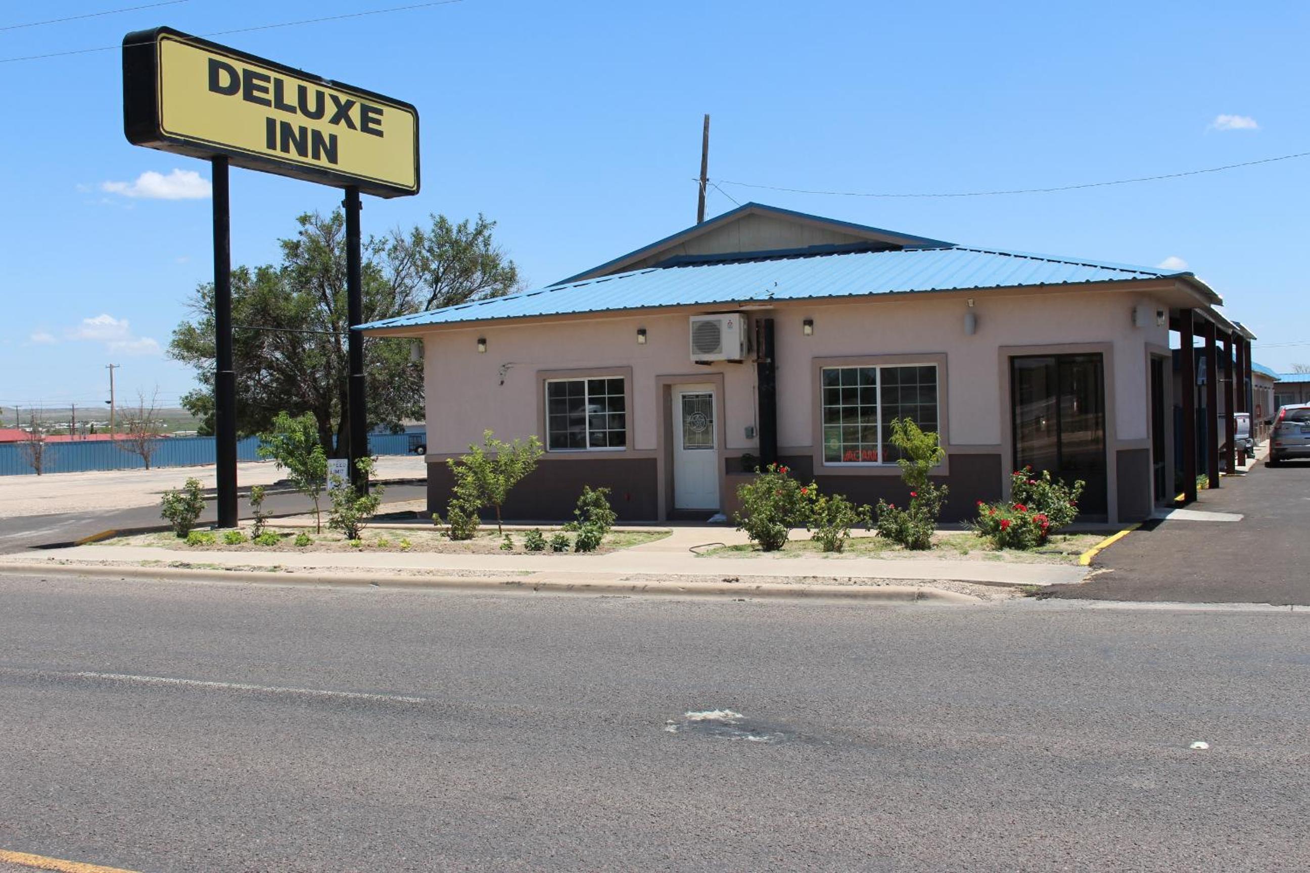Fort Stockton Vacations - Deluxe Inn Fort Stockton - Property Image 6