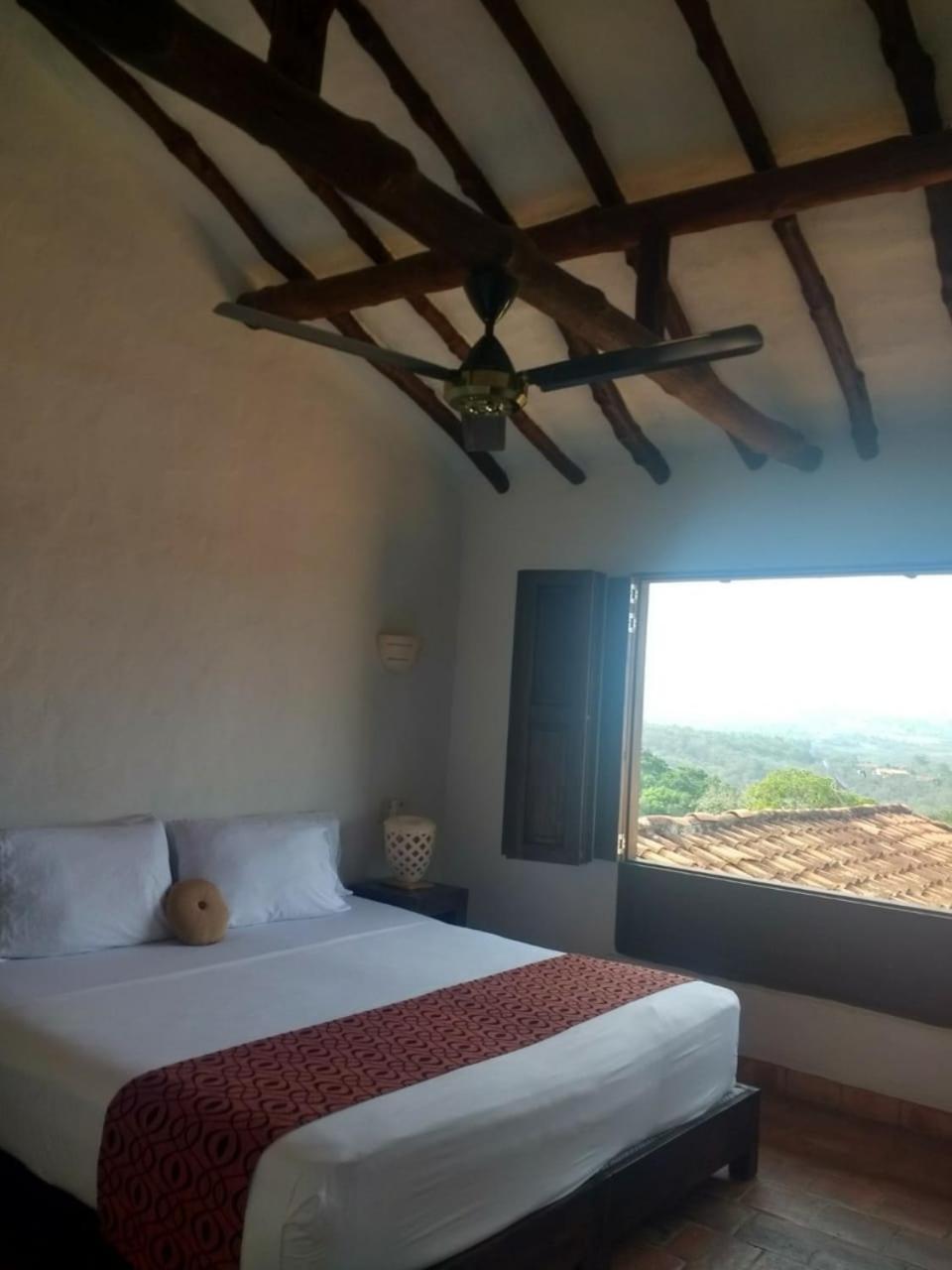La Loma Hotel Barichara view 2