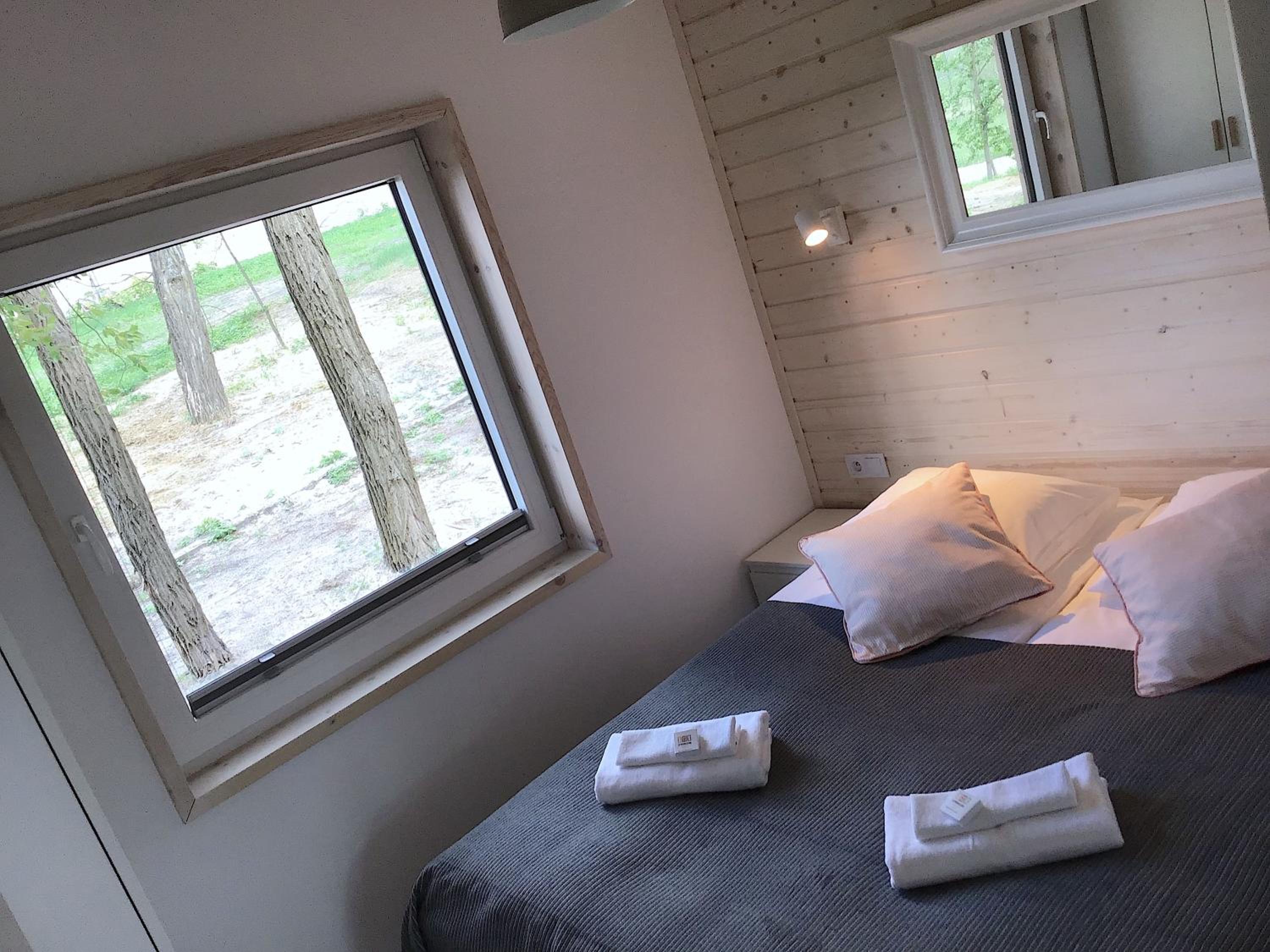 Photo 79