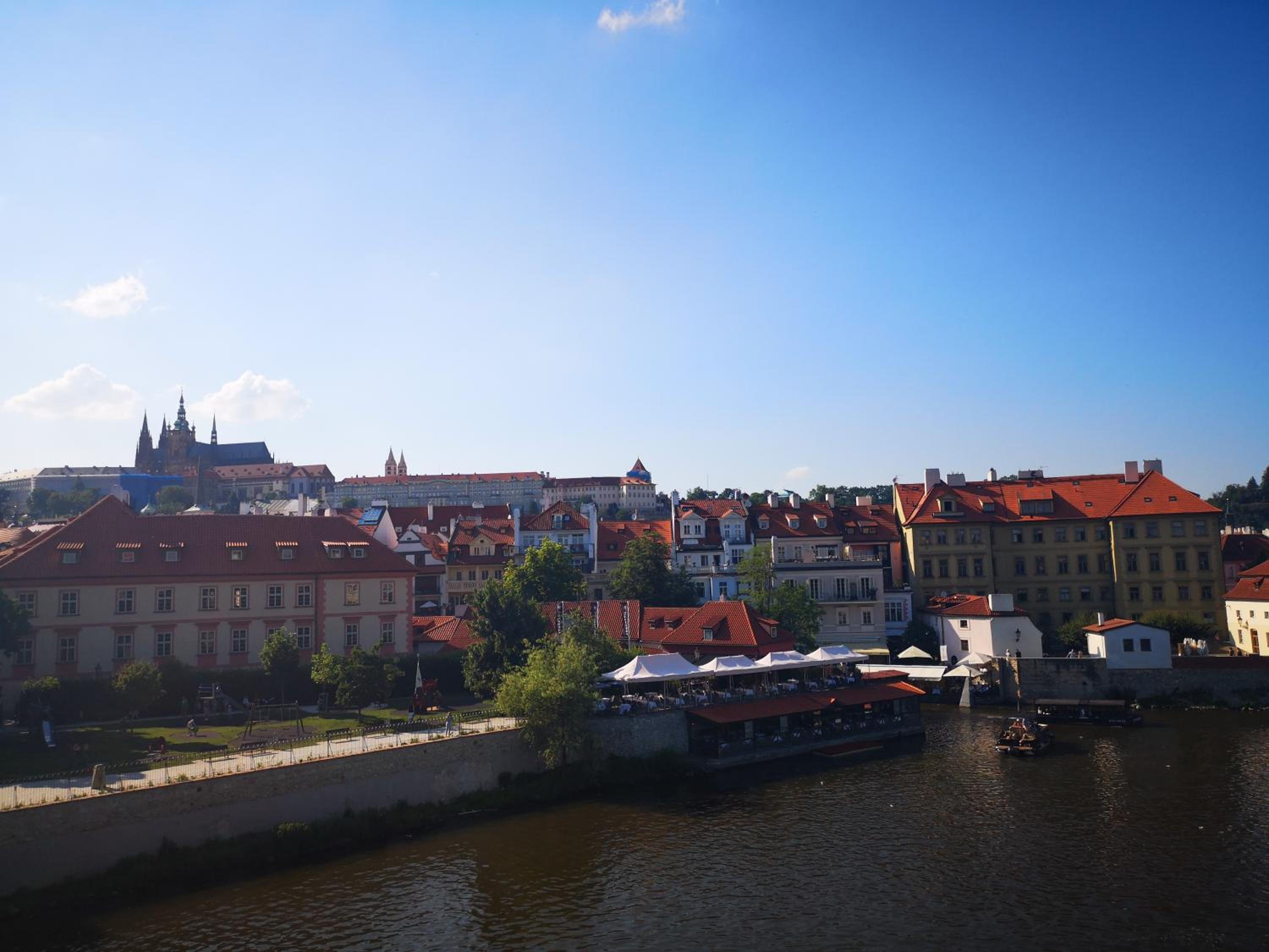 Nice and refreshing flat in Prague