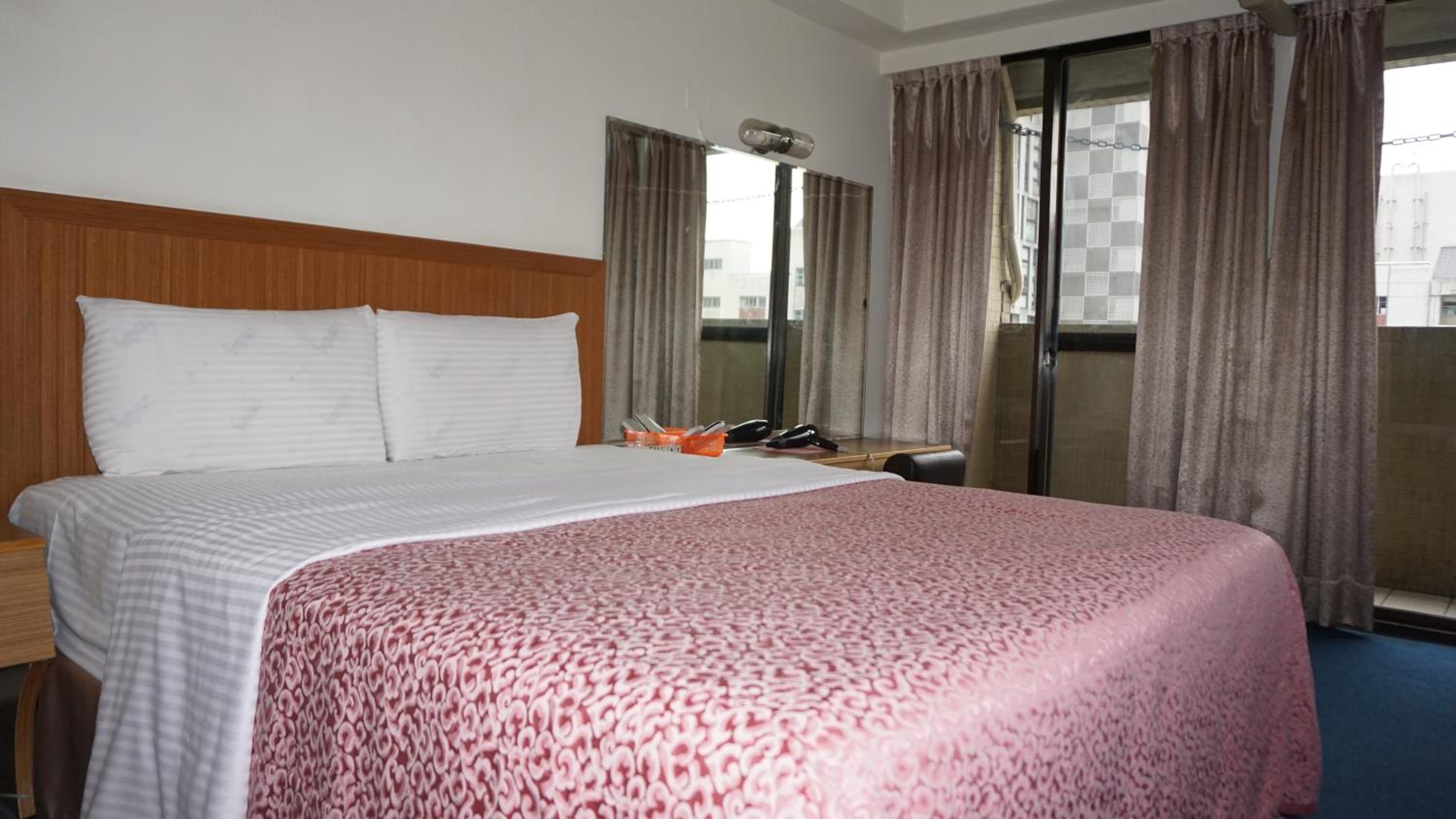 Chian Huei Business Hotel - Image 3