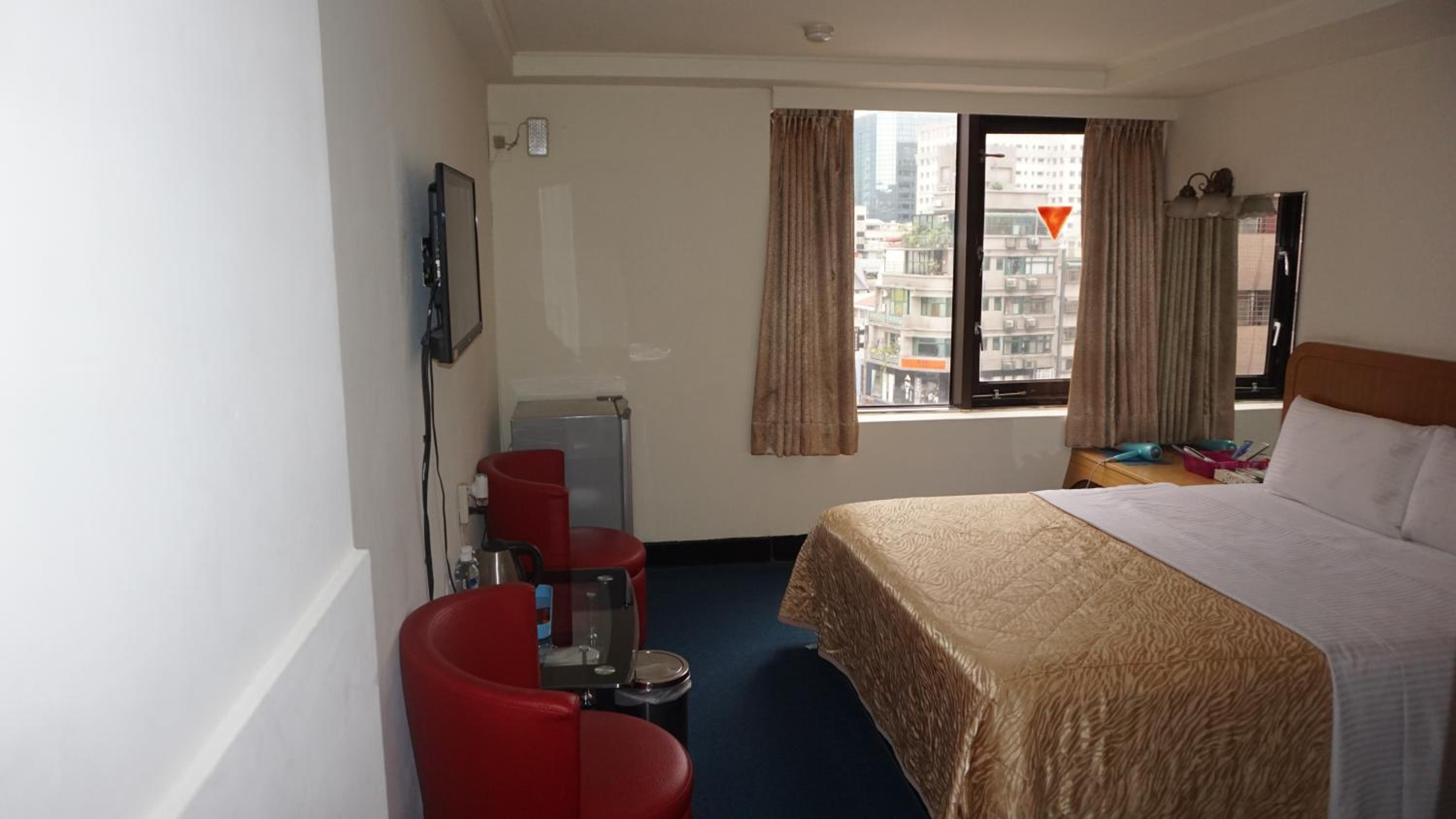 Chian Huei Business Hotel