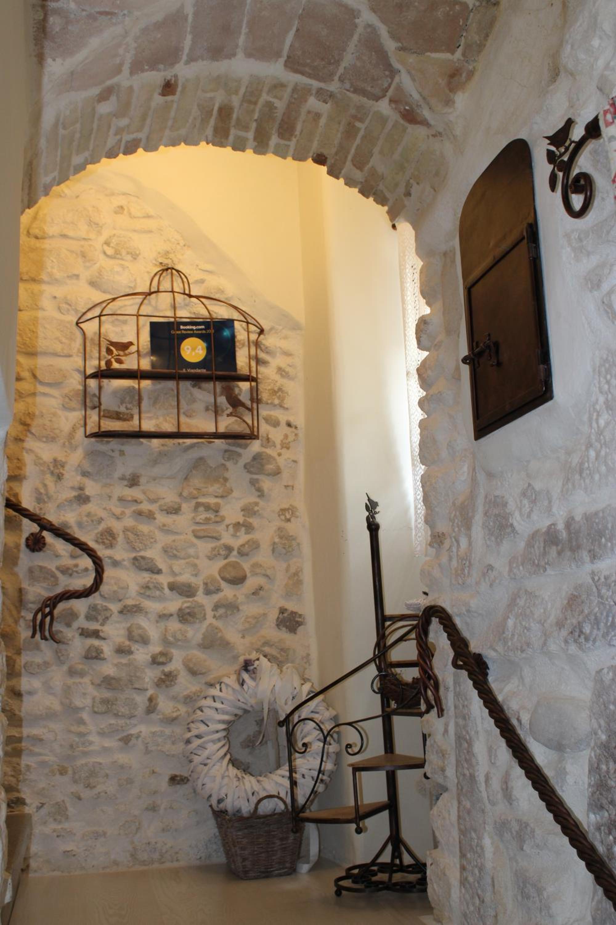 Photo 23