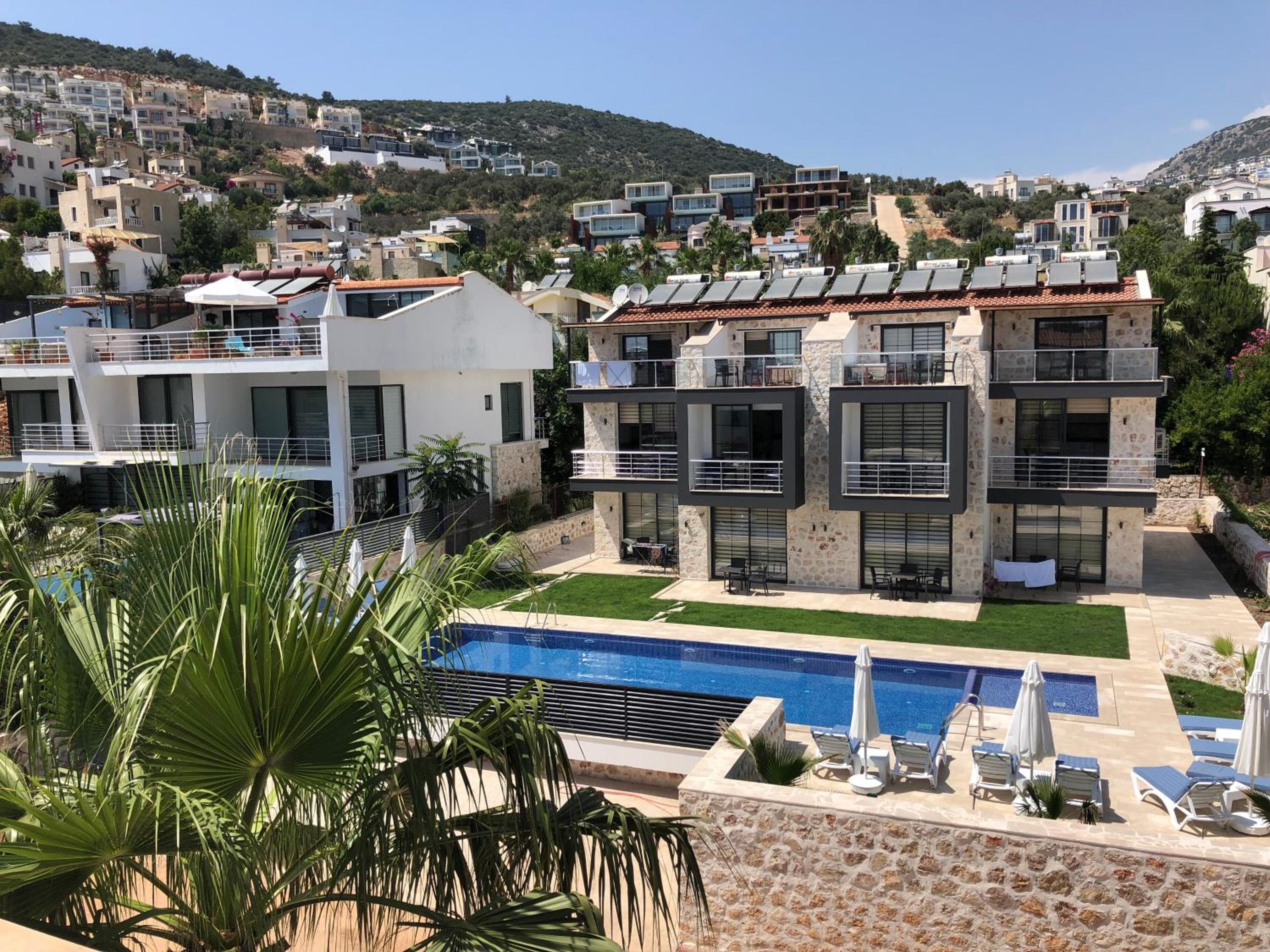 Stonehouse Aparts Dublex 3+1 mit Meerblick und Jakuzzi Kalkan No:5 view 3