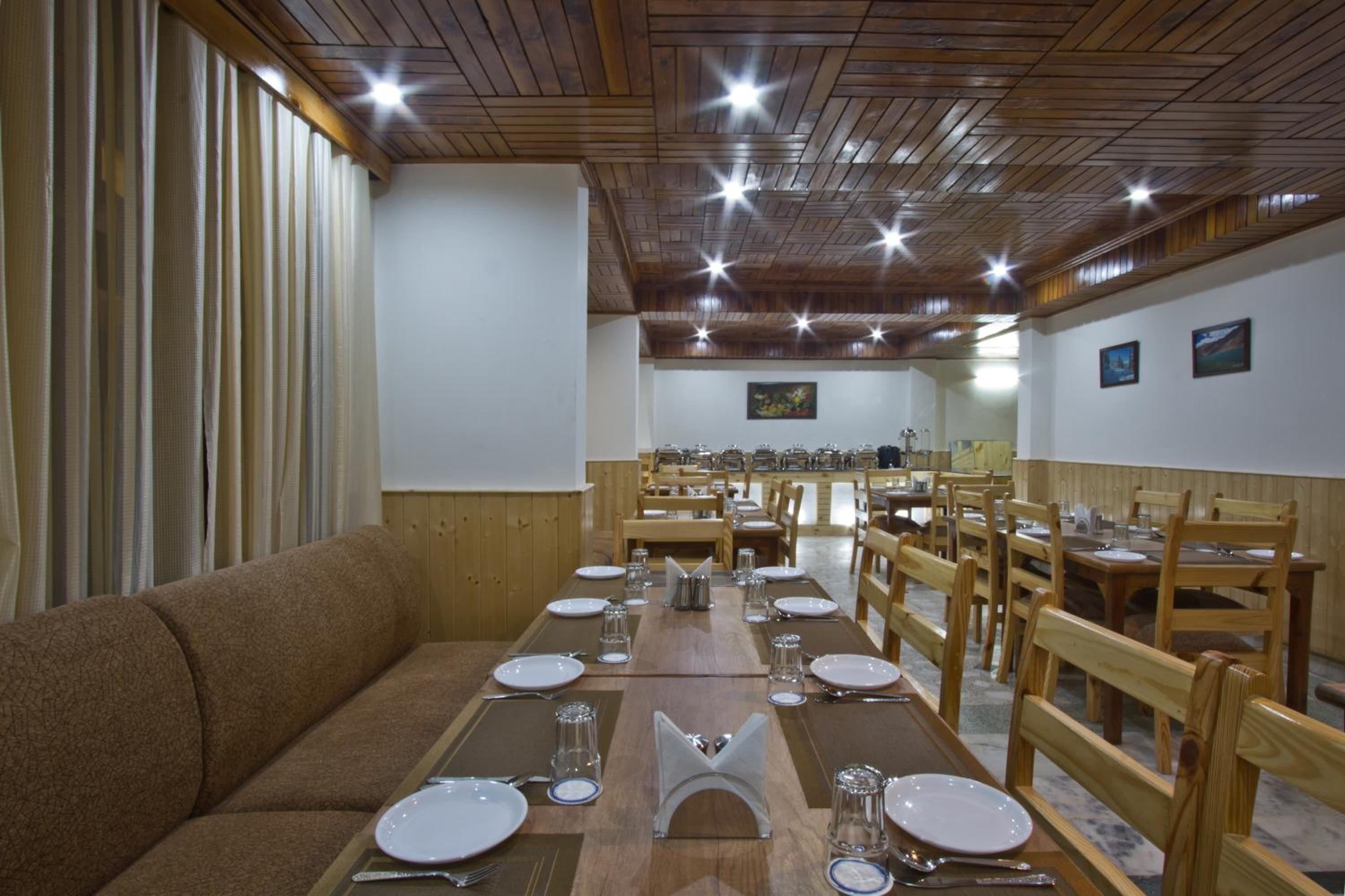 restaurant