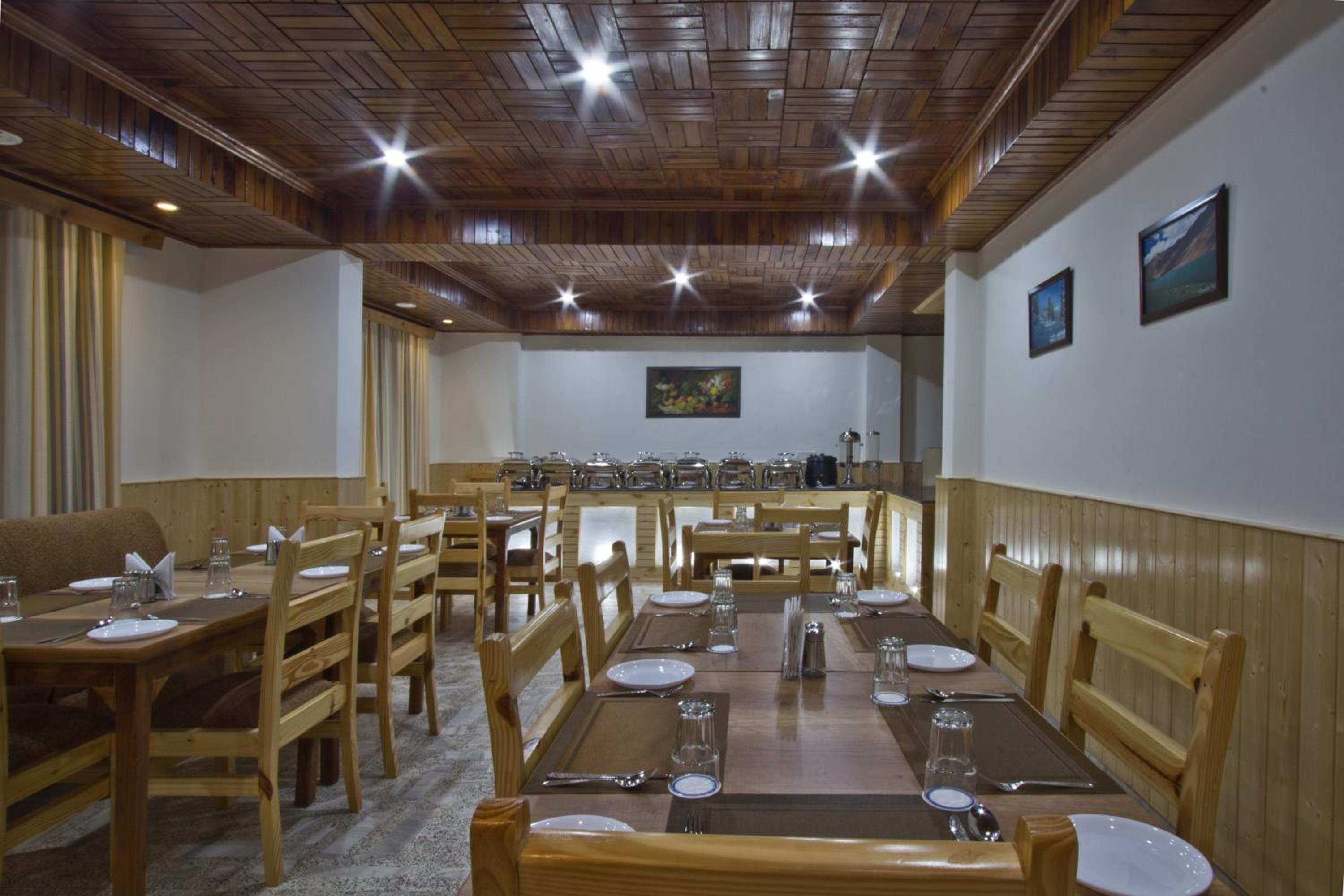 restaurant