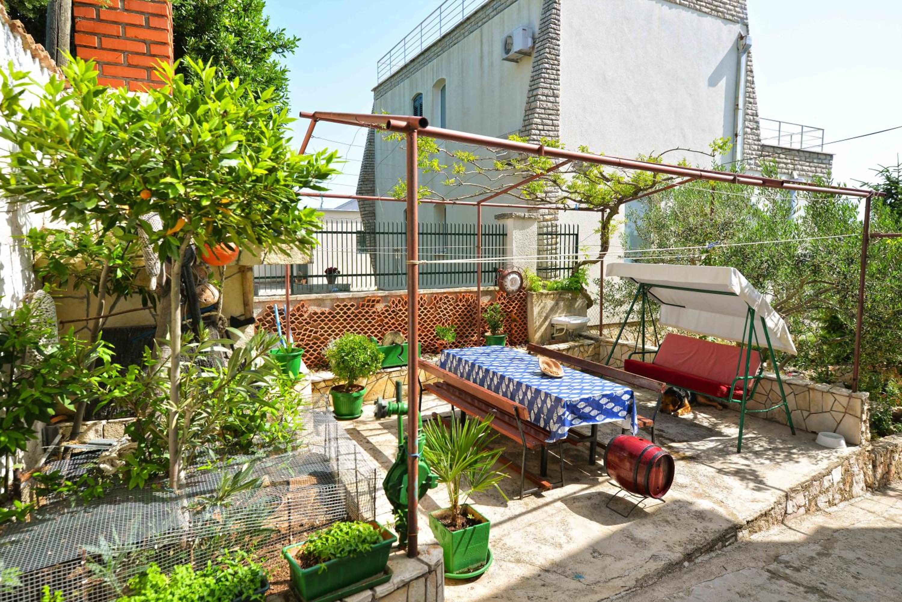 Apartment Zena view 5