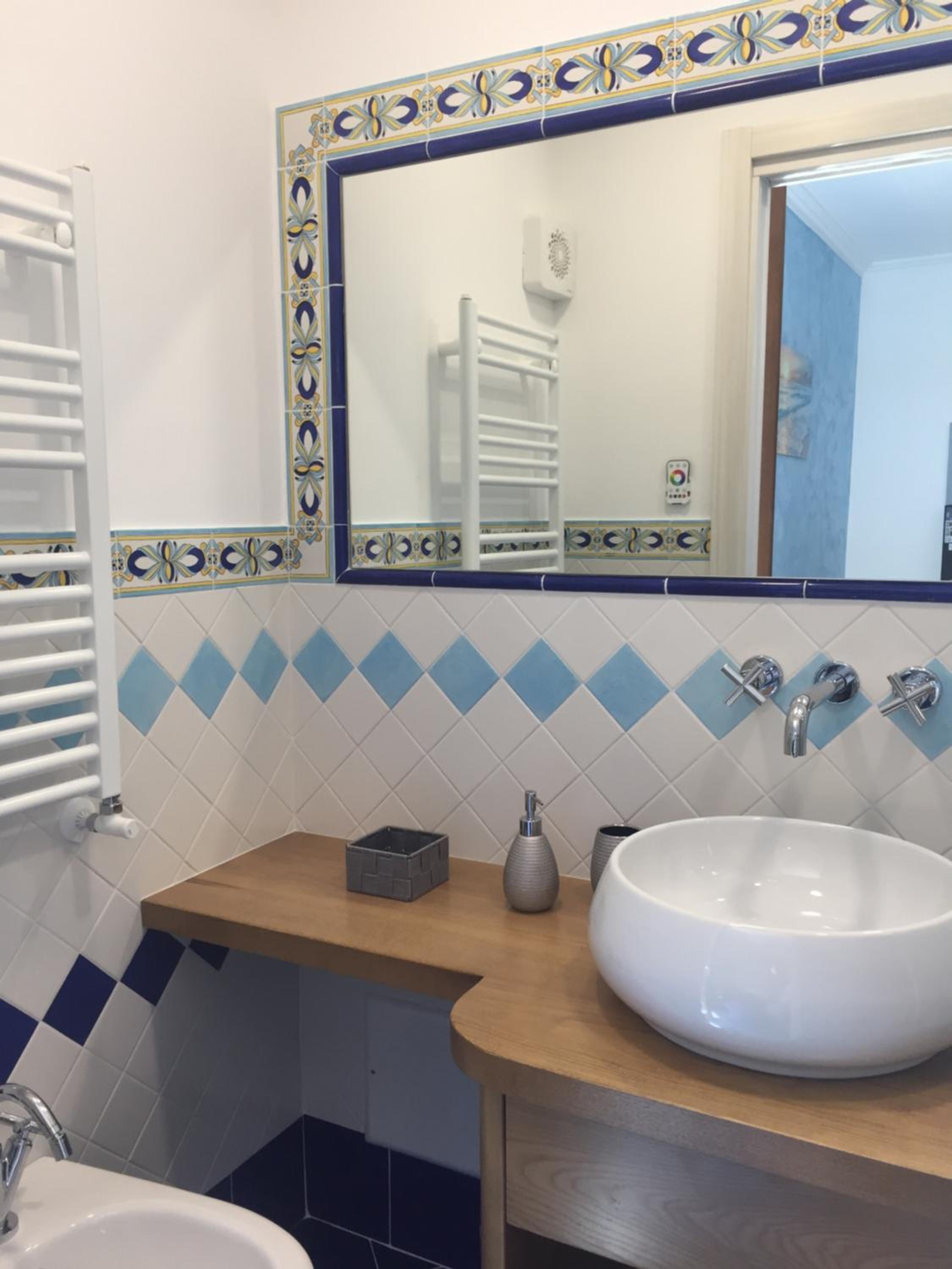 Carluccio’s stanza privata vista mare photo 4