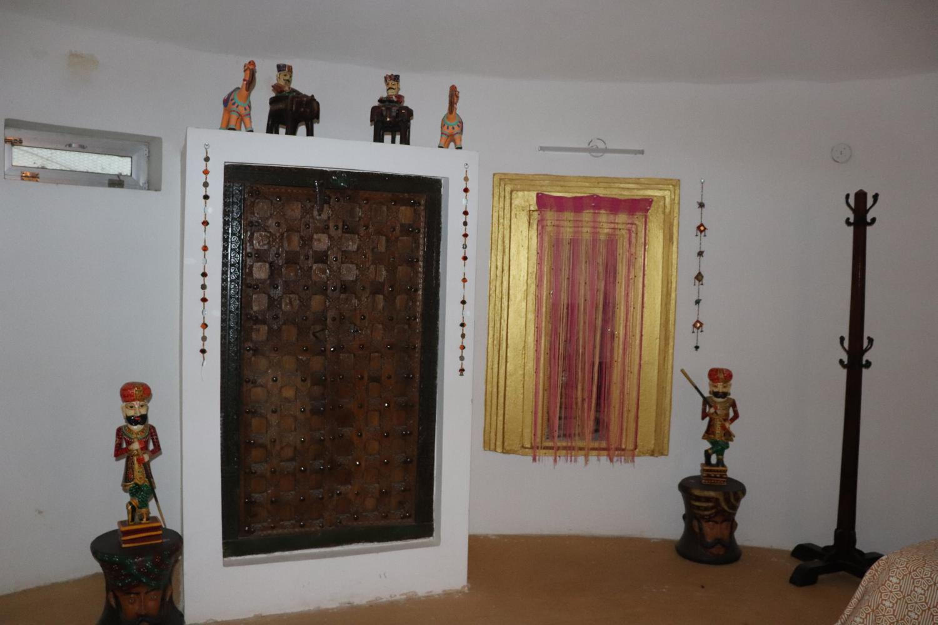 Photo 33