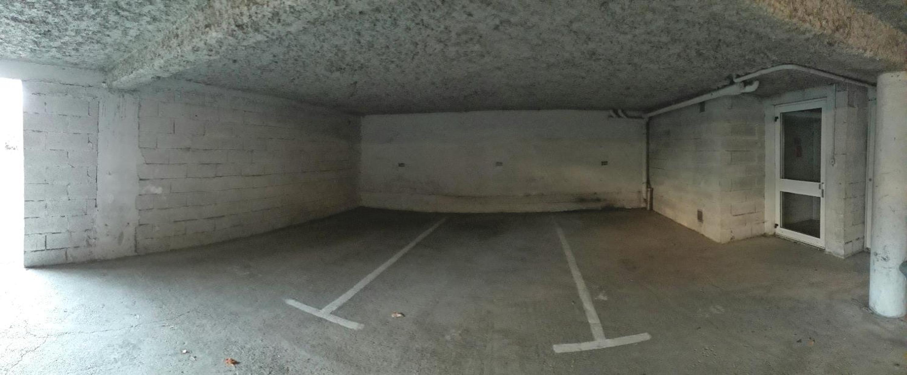 :) Grand studio lumineux à Toulouse et parking