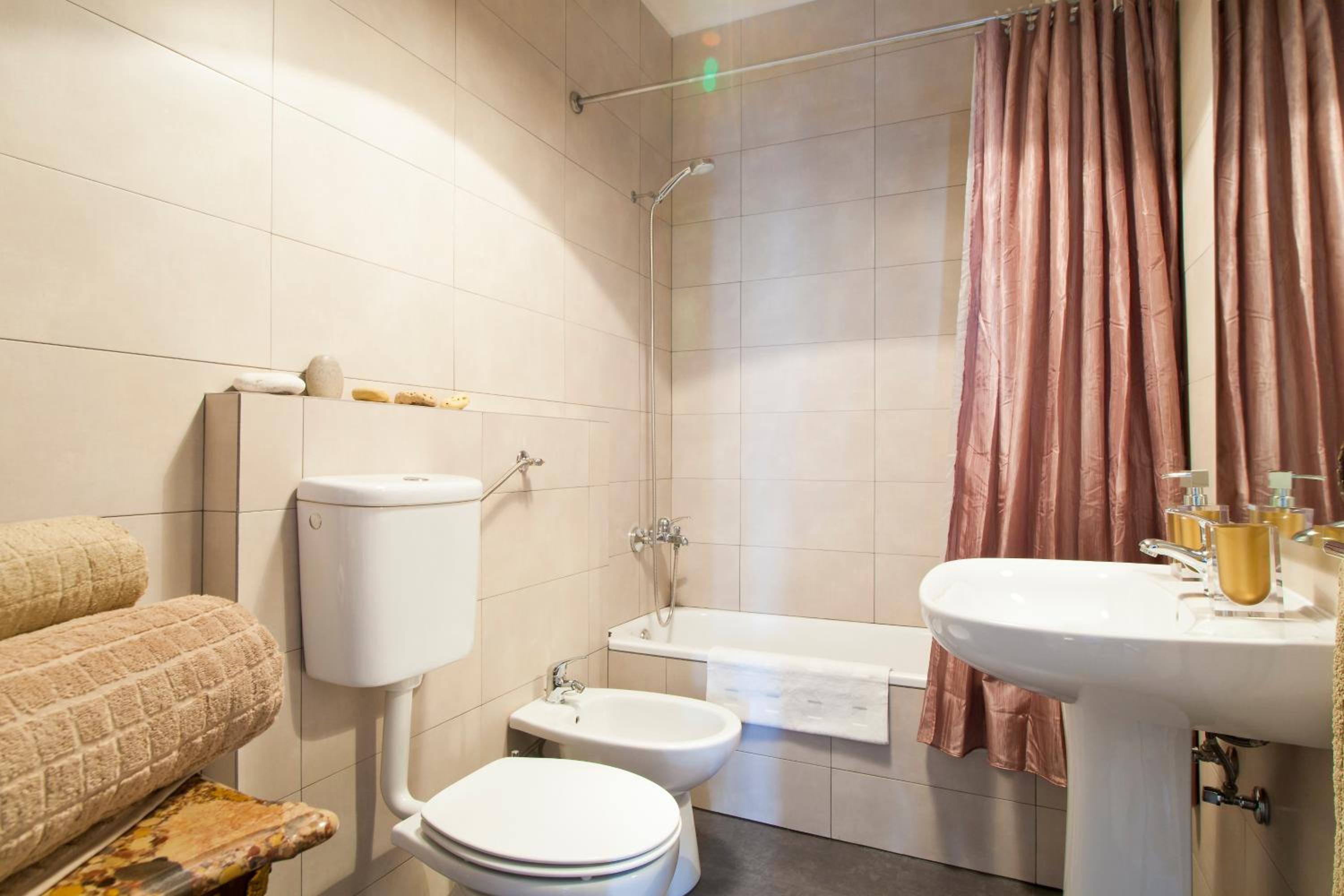Bairrus Lisbon Apartments - Alfama view 5