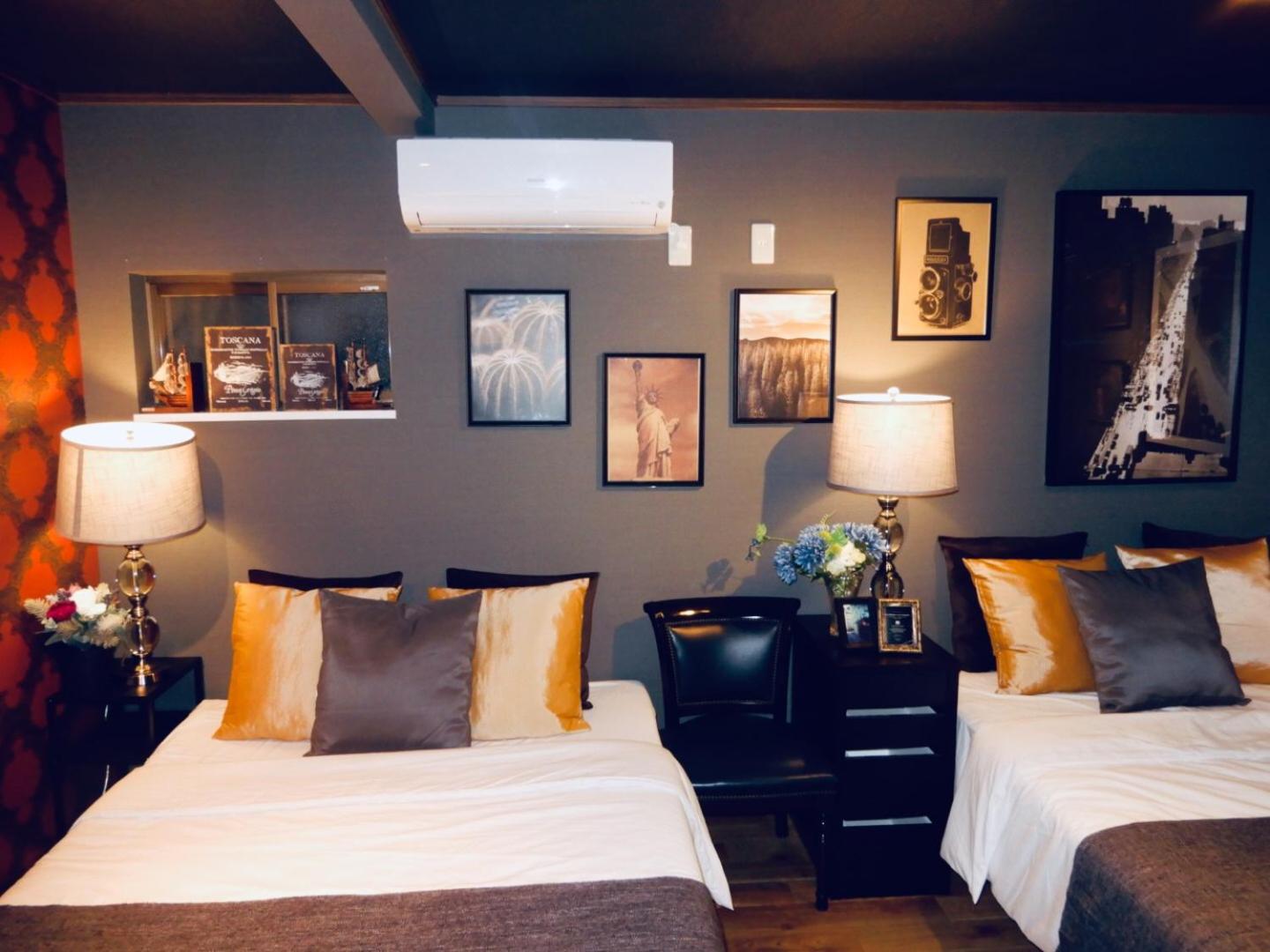 hotel room