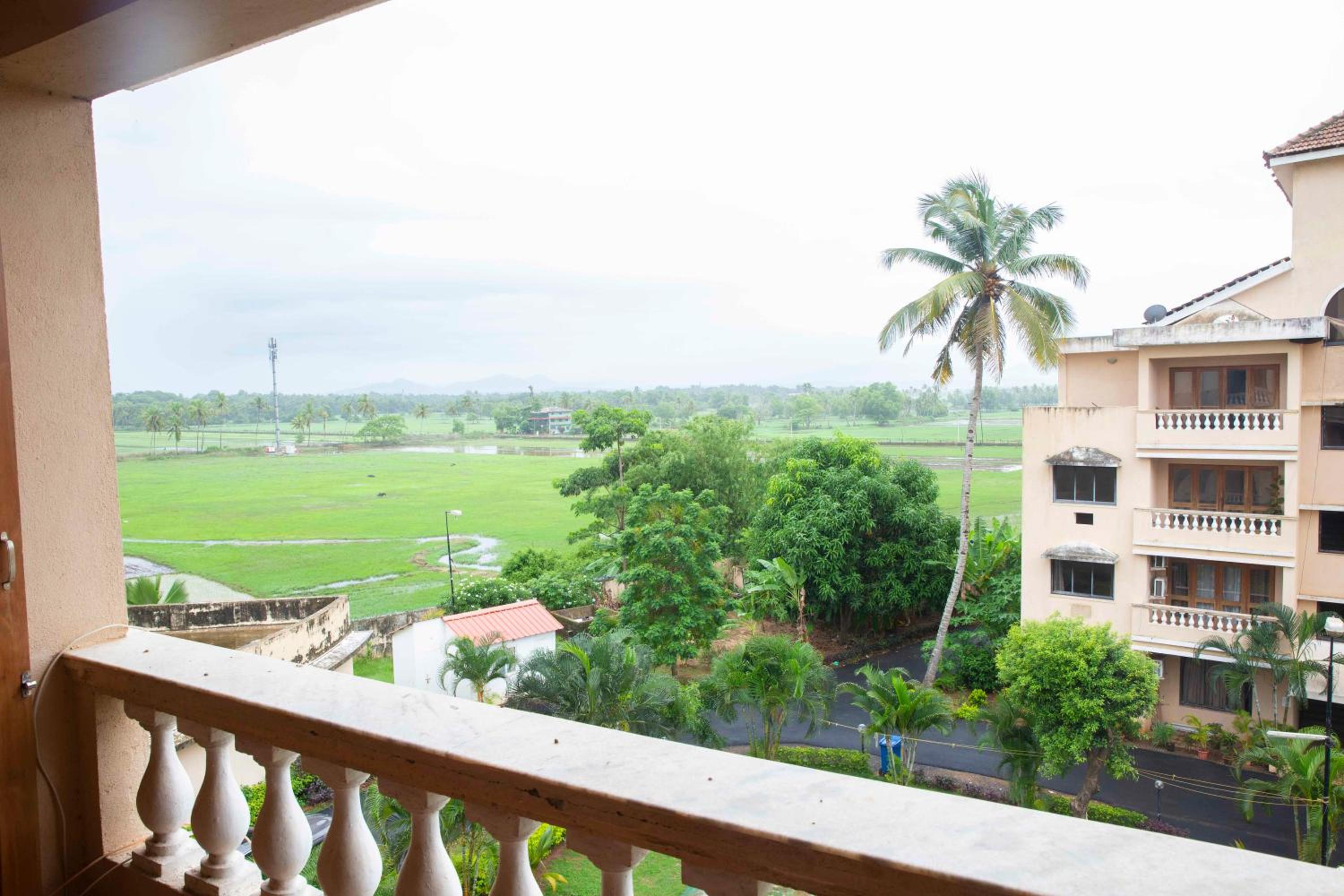 Laxmi's Apartment - Coconut Grove Residence