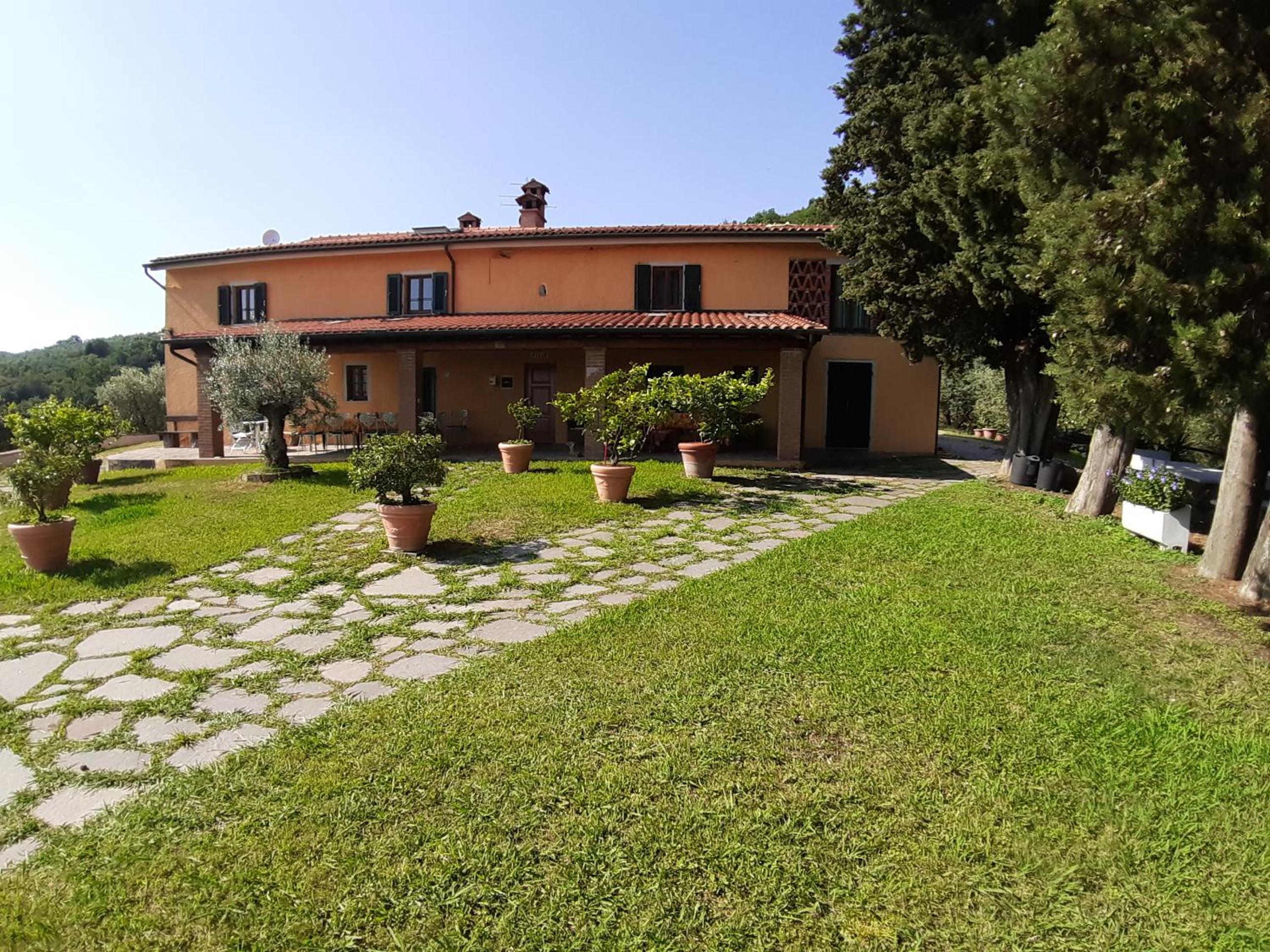 Villa Pilar in Toscana con piscina ultrapanoramica view 4