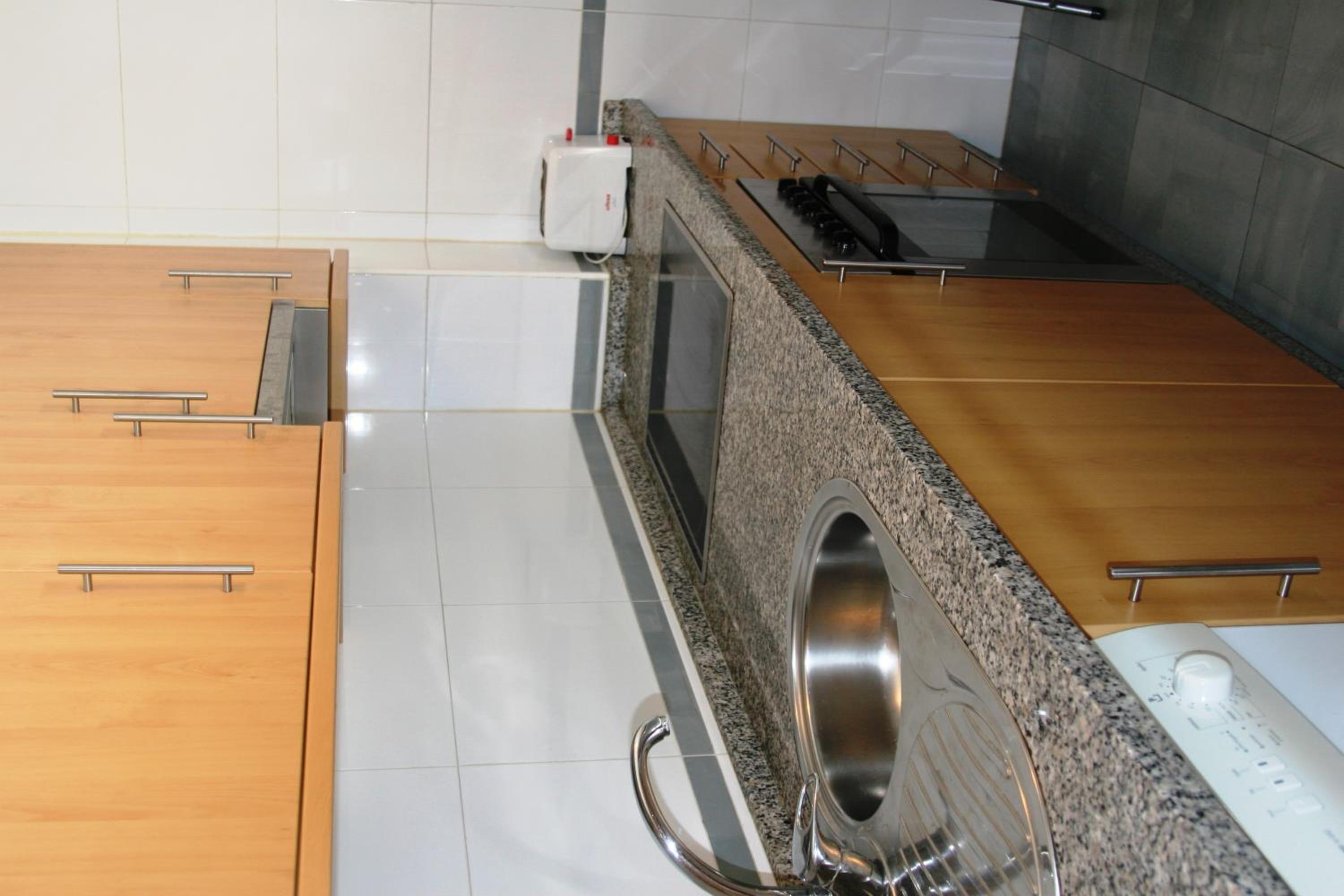 APARTAMENTO MALAGA CENTRO Y PLAYA-PARKING