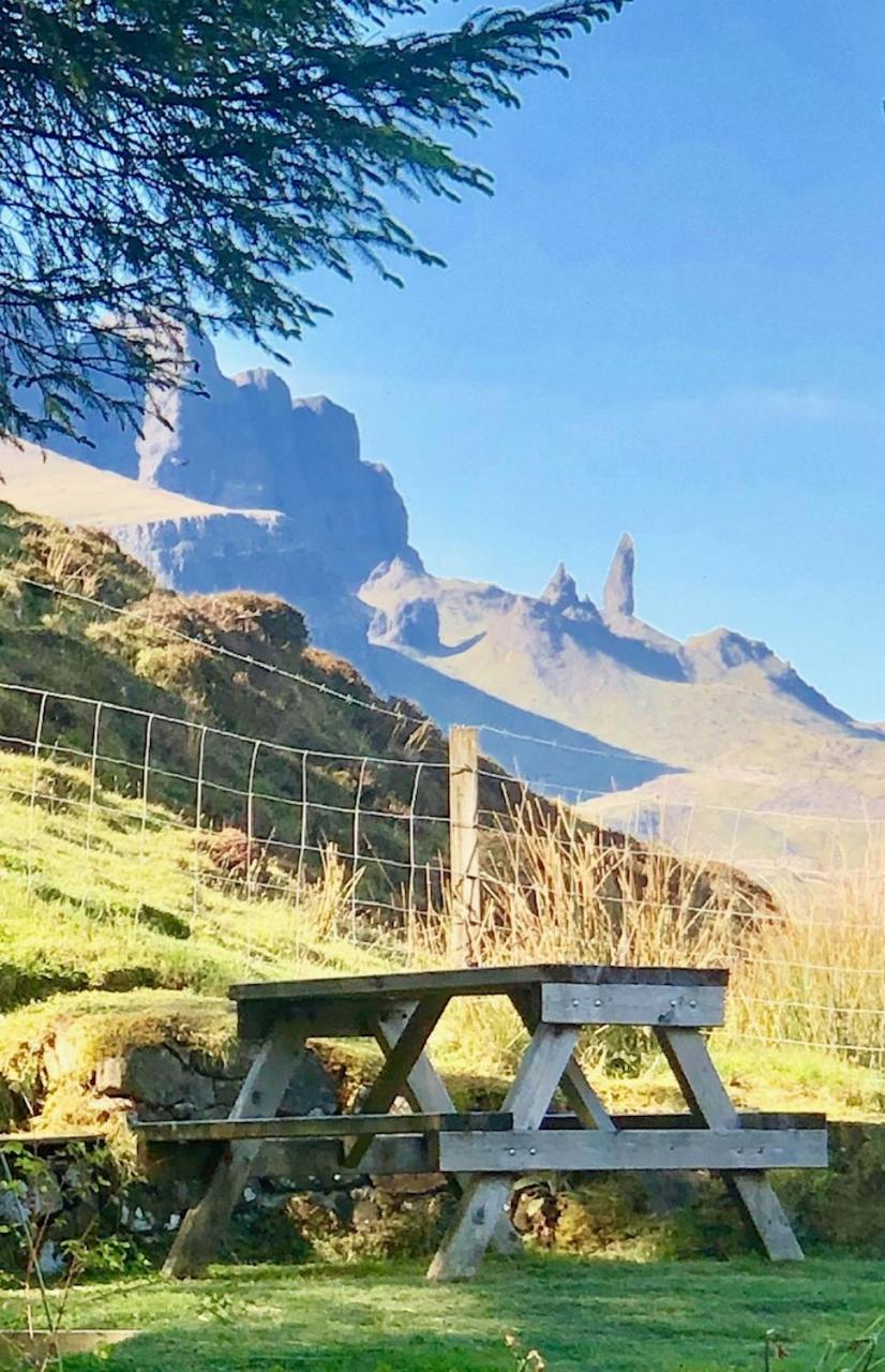 Storr Apartments