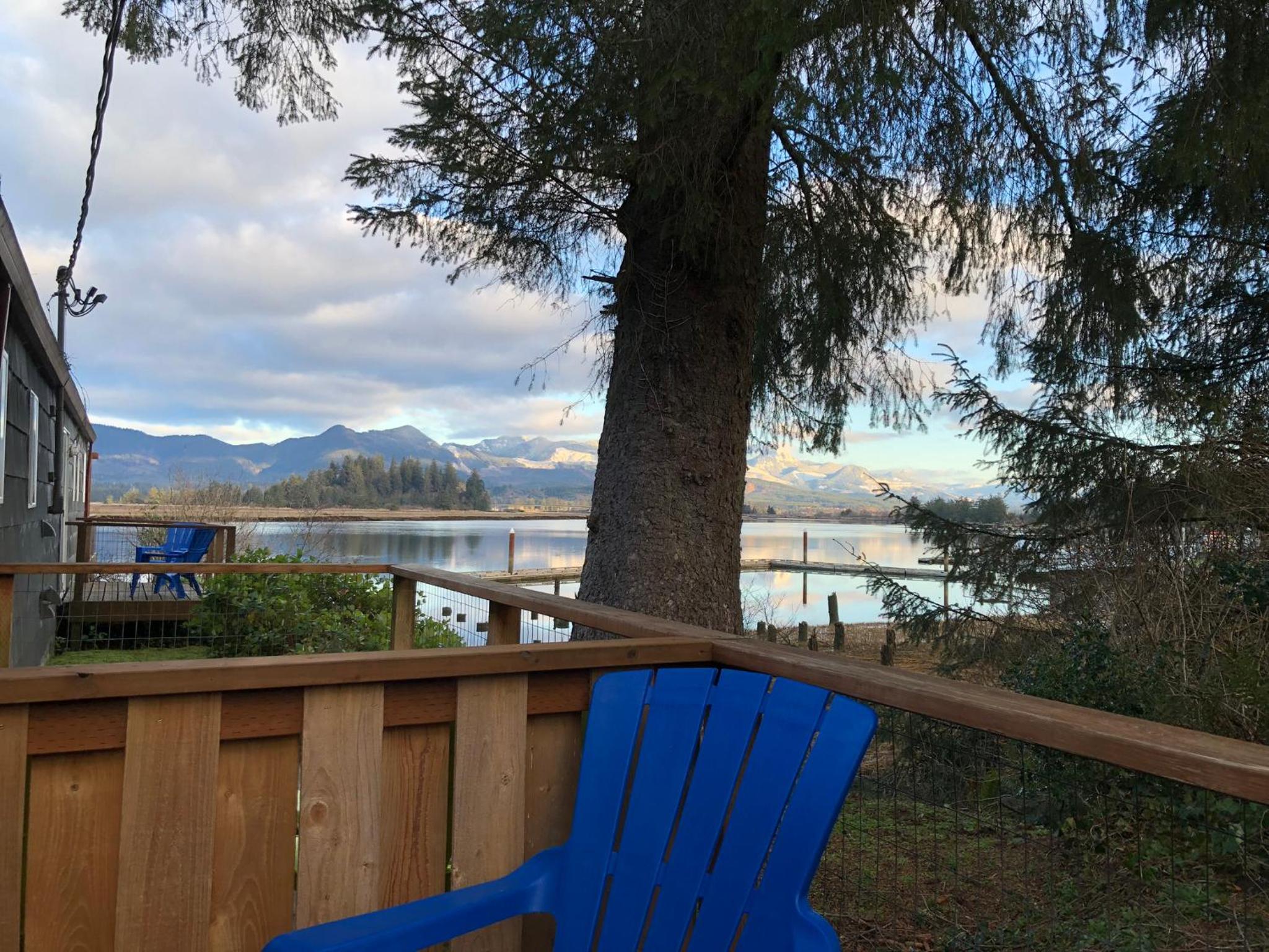 Wheeler on the Bay Lodge and Marina