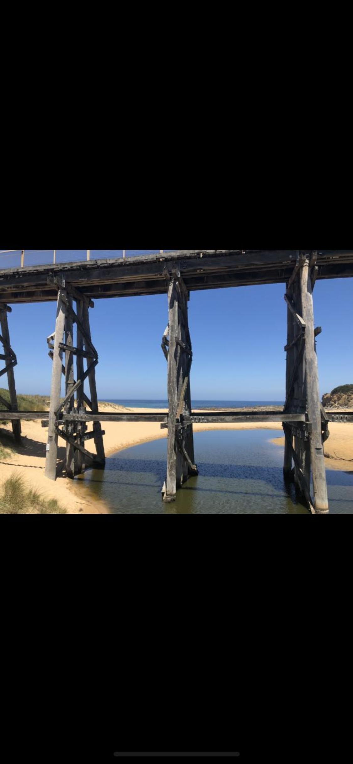 Sinnamon's By The Sea