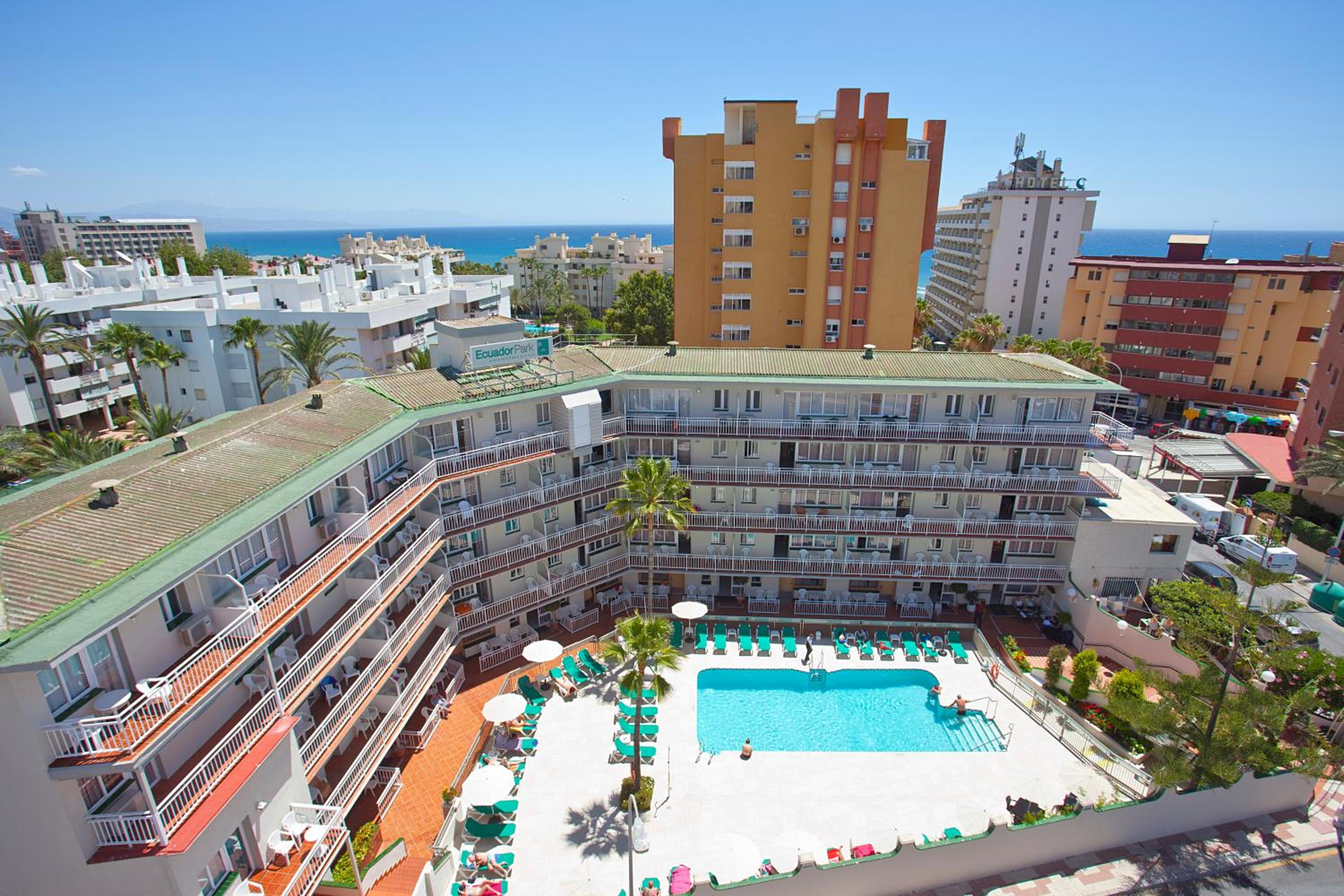 Apartamentos Ecuador Park