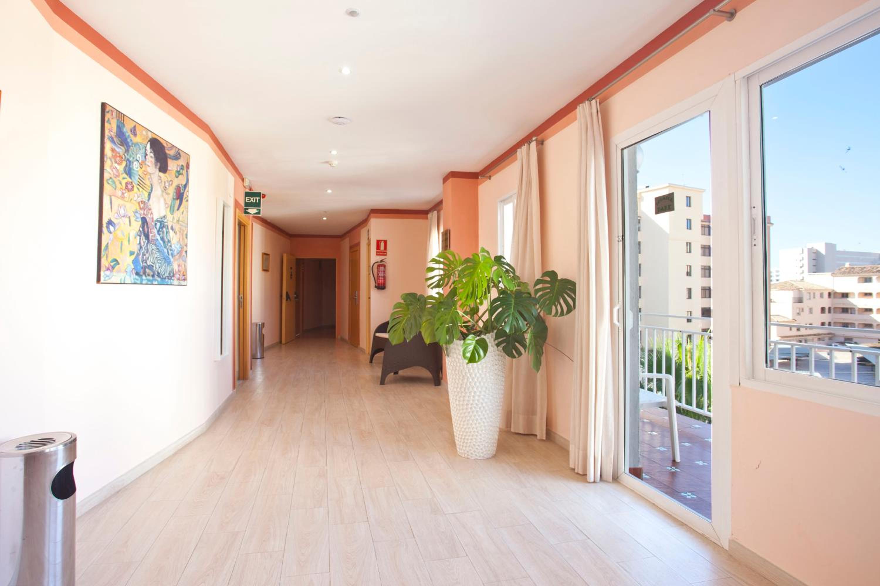 Apartamentos Ecuador Park