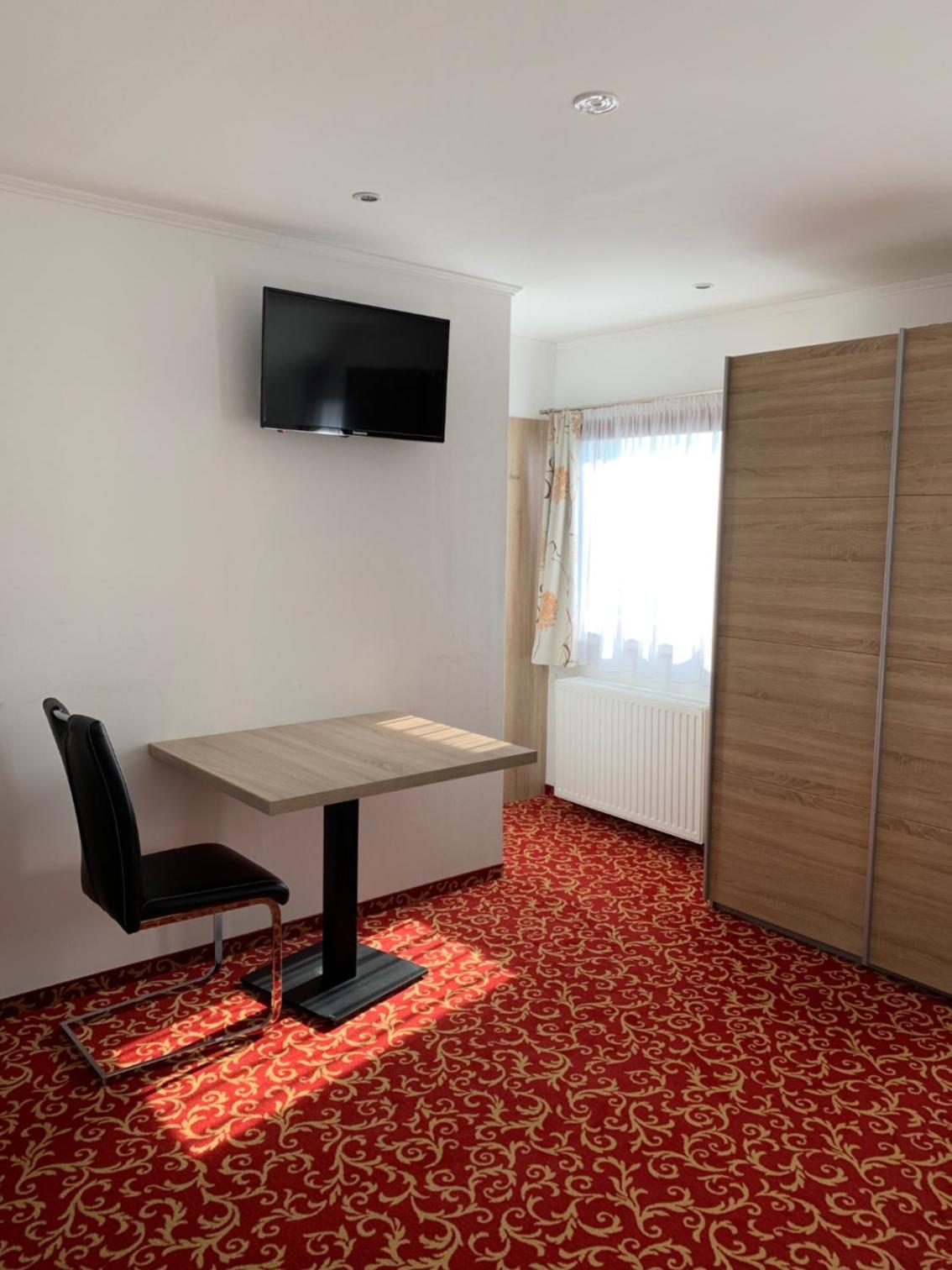 Pension Steinbichler - Apartments und Zimmer Check in 24-7